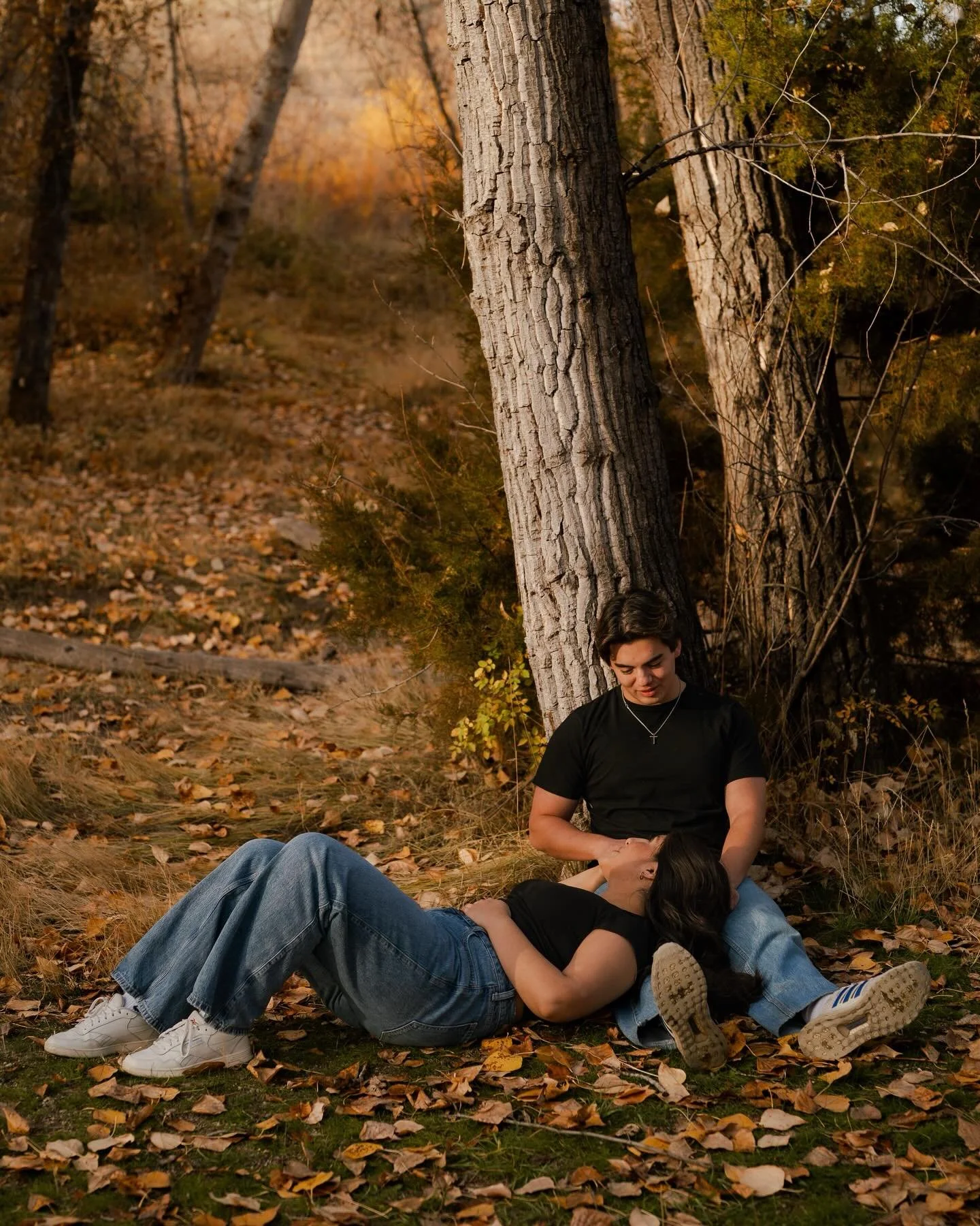A love like theirs >>> 
-
-
#boisephotographer #fall #idahophotographer #couplesphotoshoot #photoshoot