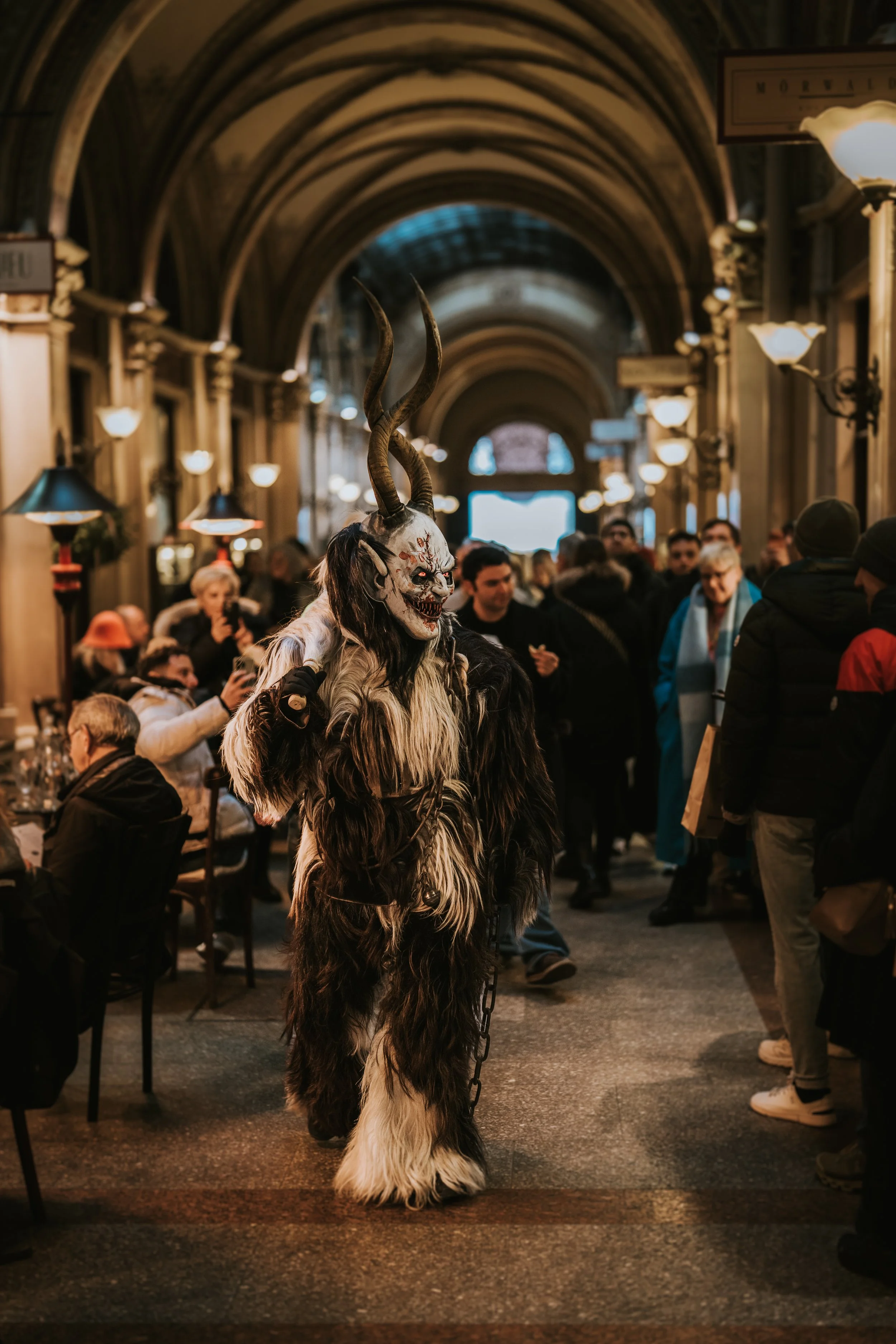 Perchtenlauf durch Wien