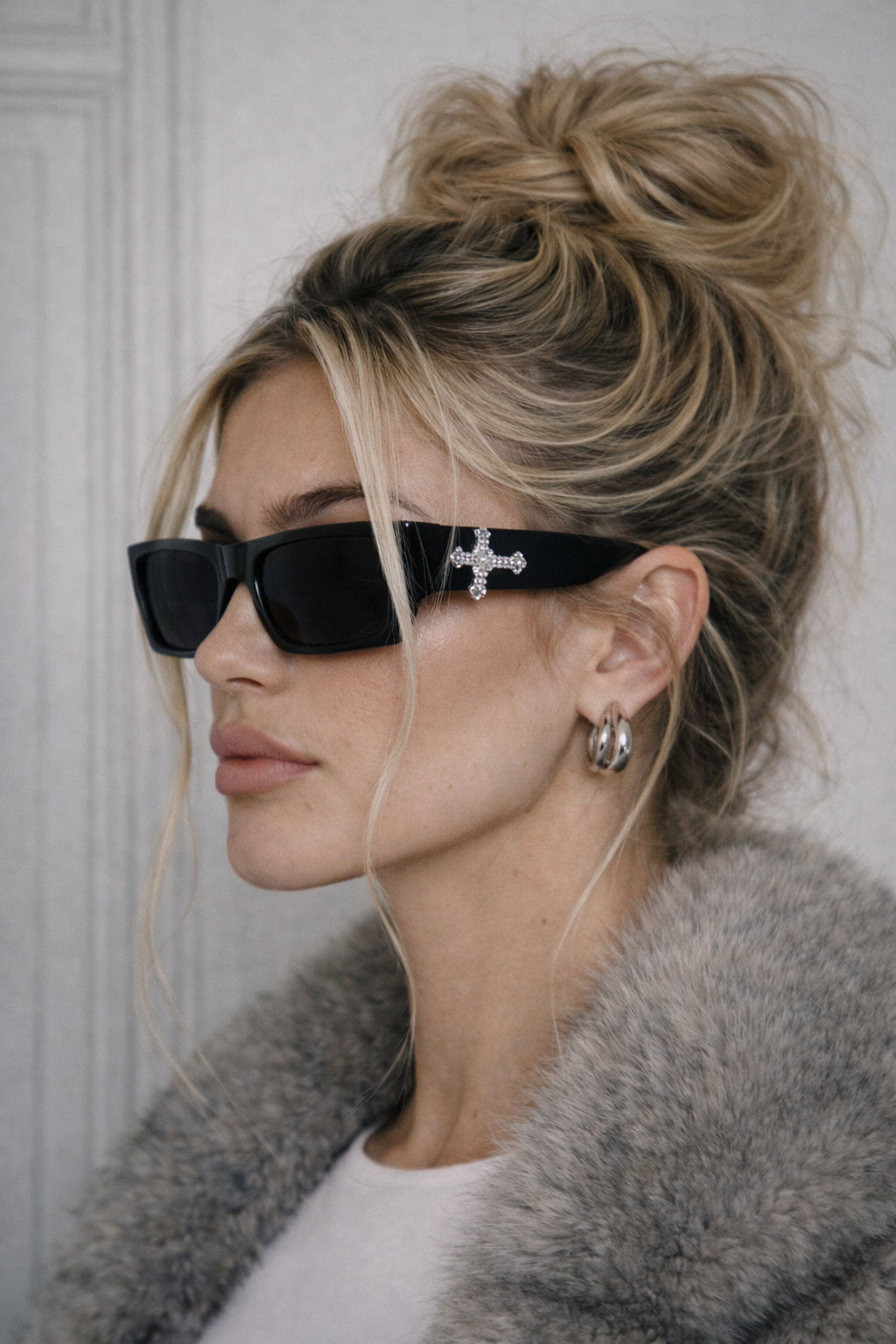 sunglasses side angle.png