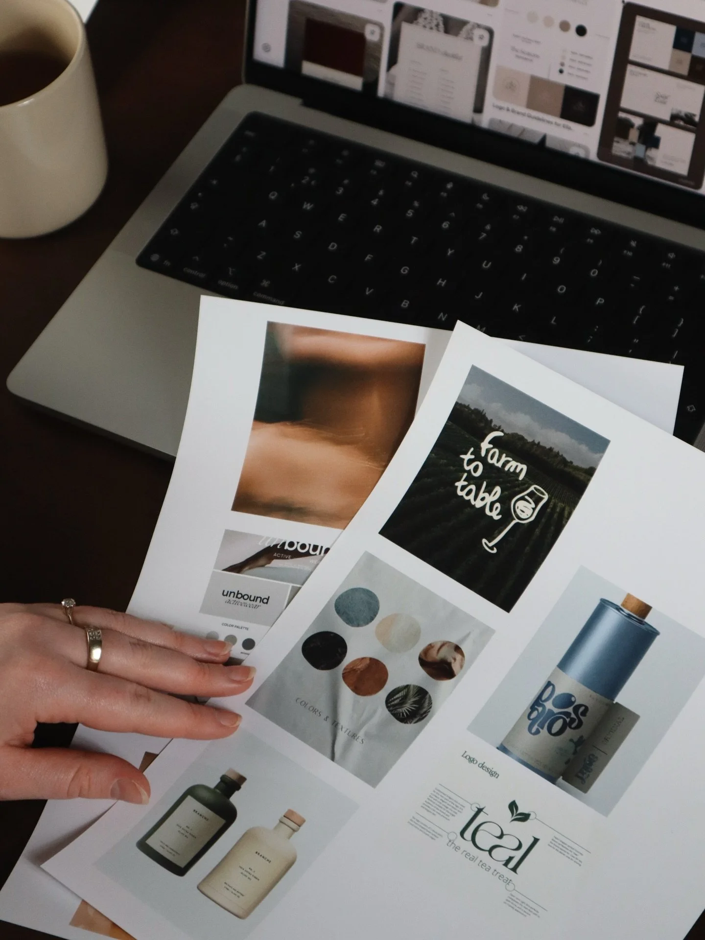 💡Zo begint elk project bij ons! 

Niet met Canva, niet met visuals, maar met de kern: wat is eigenlijk de boodschap?🧐 En hoe brengen we die op de juiste manier over bij de juiste doelgroep? Alles wat daarna volgt, volgt uit deze keuzes. Strategie v