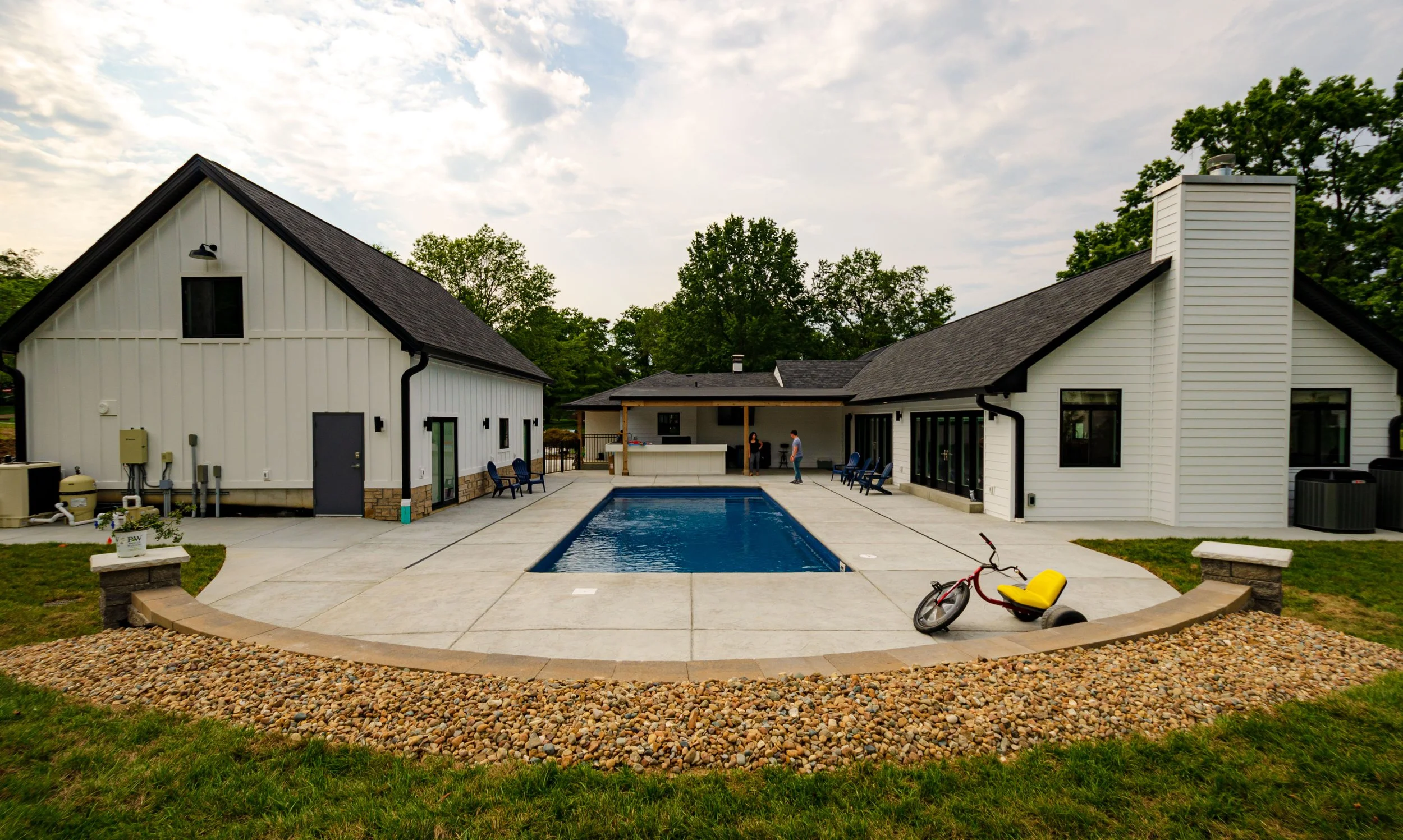 7 Courtyard with tricycle_.jpg