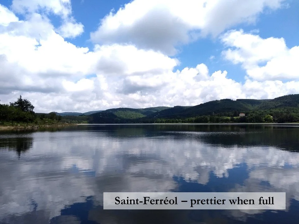 The reservoir of Saint-Ferréol when it is full.