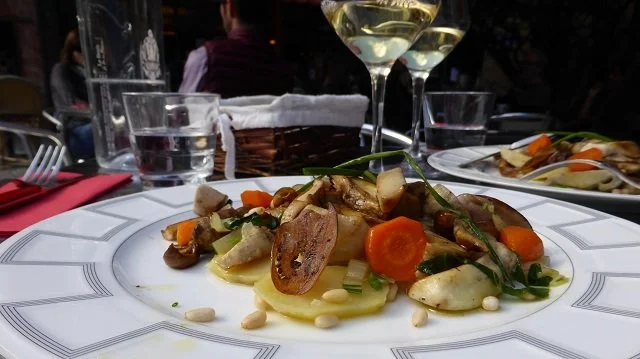 Lunch at Le Diable au Thym, a cafe whose food comes out of the same kitchen as the Michelin-starred restaurant next door.