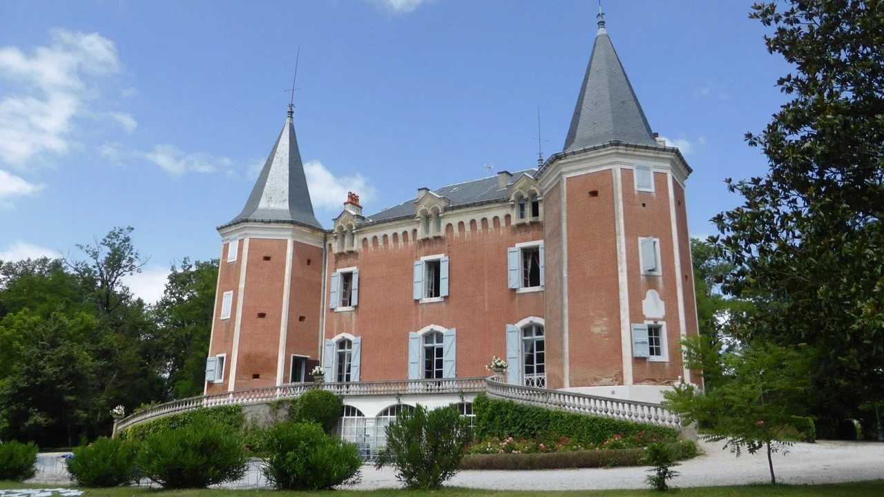 Main facade of the Château de Garrevaques in the department of the Tarn.