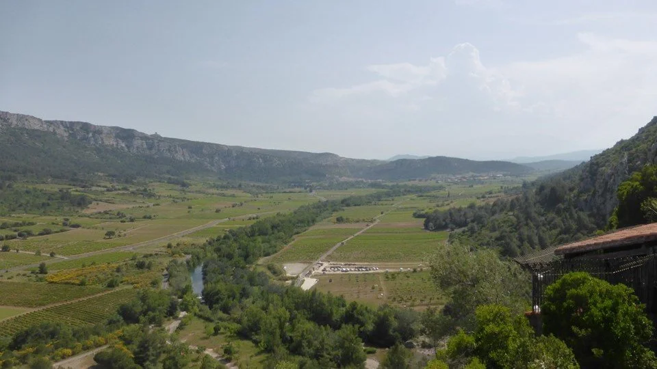 PREHISTORIC CAVES OF OCCITANIE 6: CAUNE DE L’ARAGO AND THE TAUTAVEL MUSEUM OF PREHISTORY / The cave known as the Caune de l'Arago has given us the oldest human remain yet found in France (a child's tooth). But the greater part of its fame is due to T