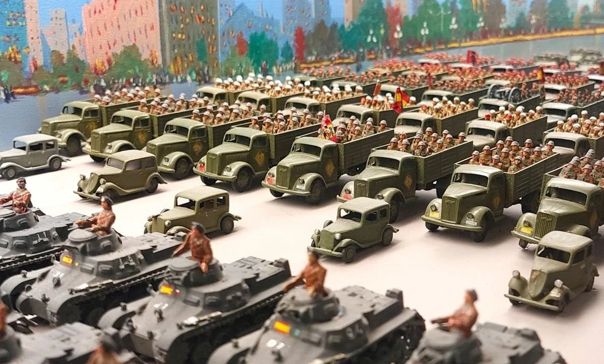 Spanish Civil War parade with lead soldiers.
