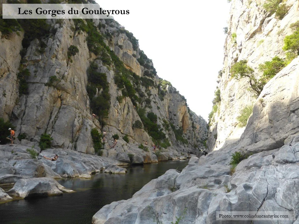 Rockclimbers in the Gouleyrous gorge.