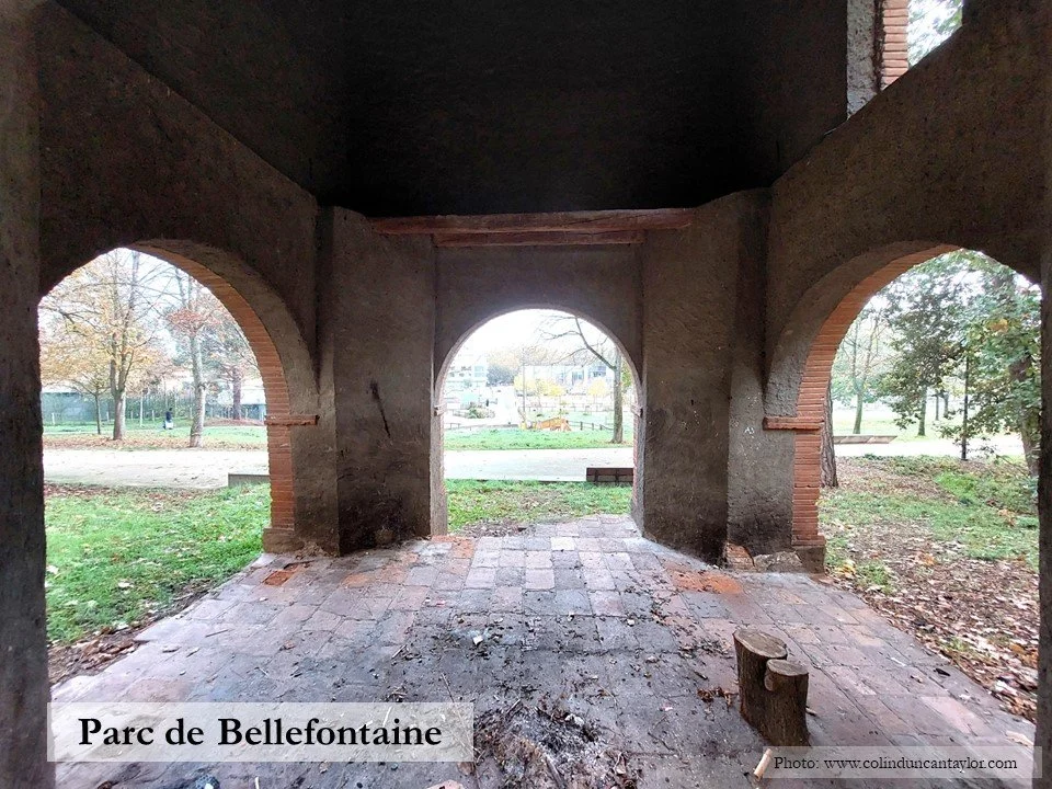 Underneath the arcades of a pigeonnier in Toulouse.