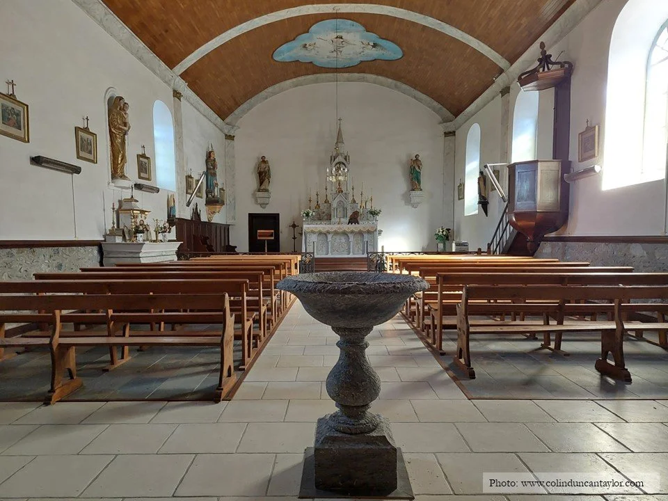 Interior of the village church of Montsérié.