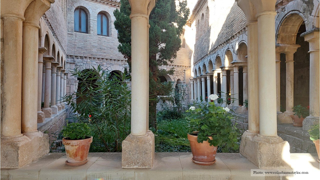 The cloisters of Santa María la Mayor, Alquézar.