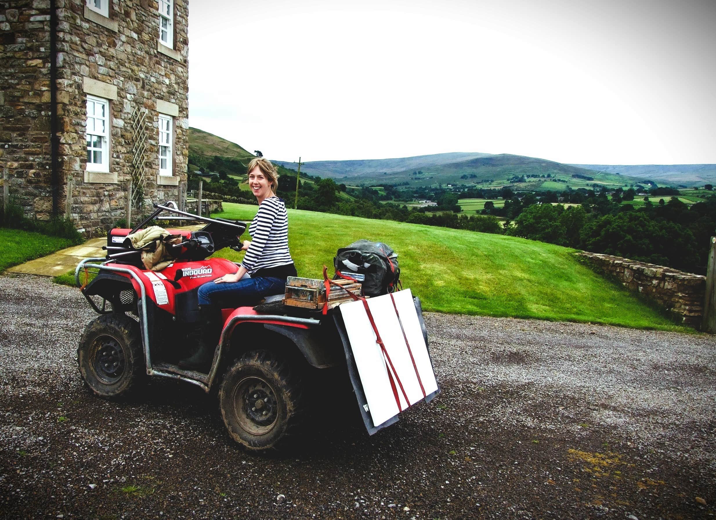 henriettajordanartist_landscapepaintinter_landscapecommissions_cumbrianpaintings_quadbike_artistatwork (1).jpg