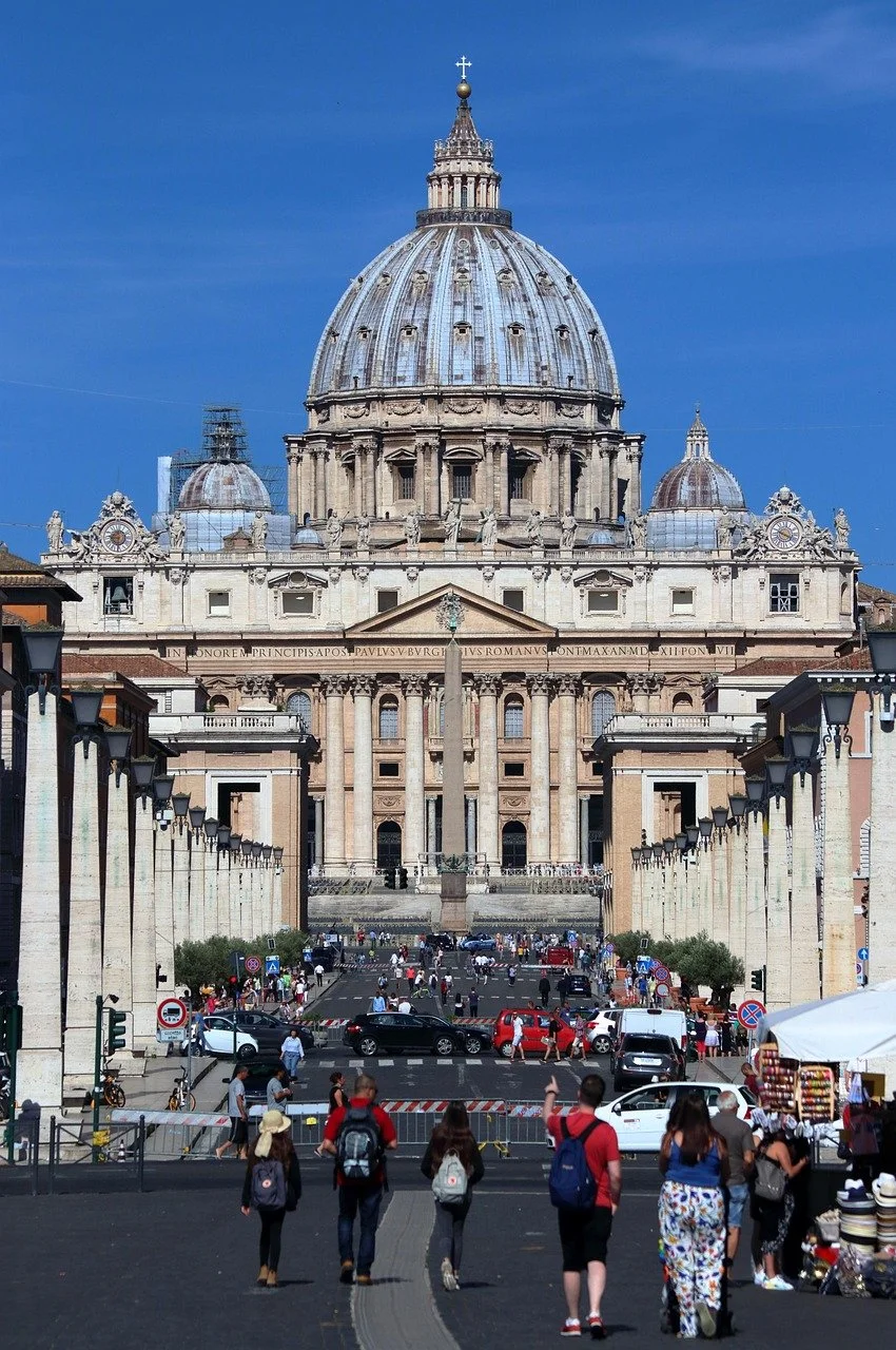 Basílica de San Pedro del Vaticano: una experiencia canónica
