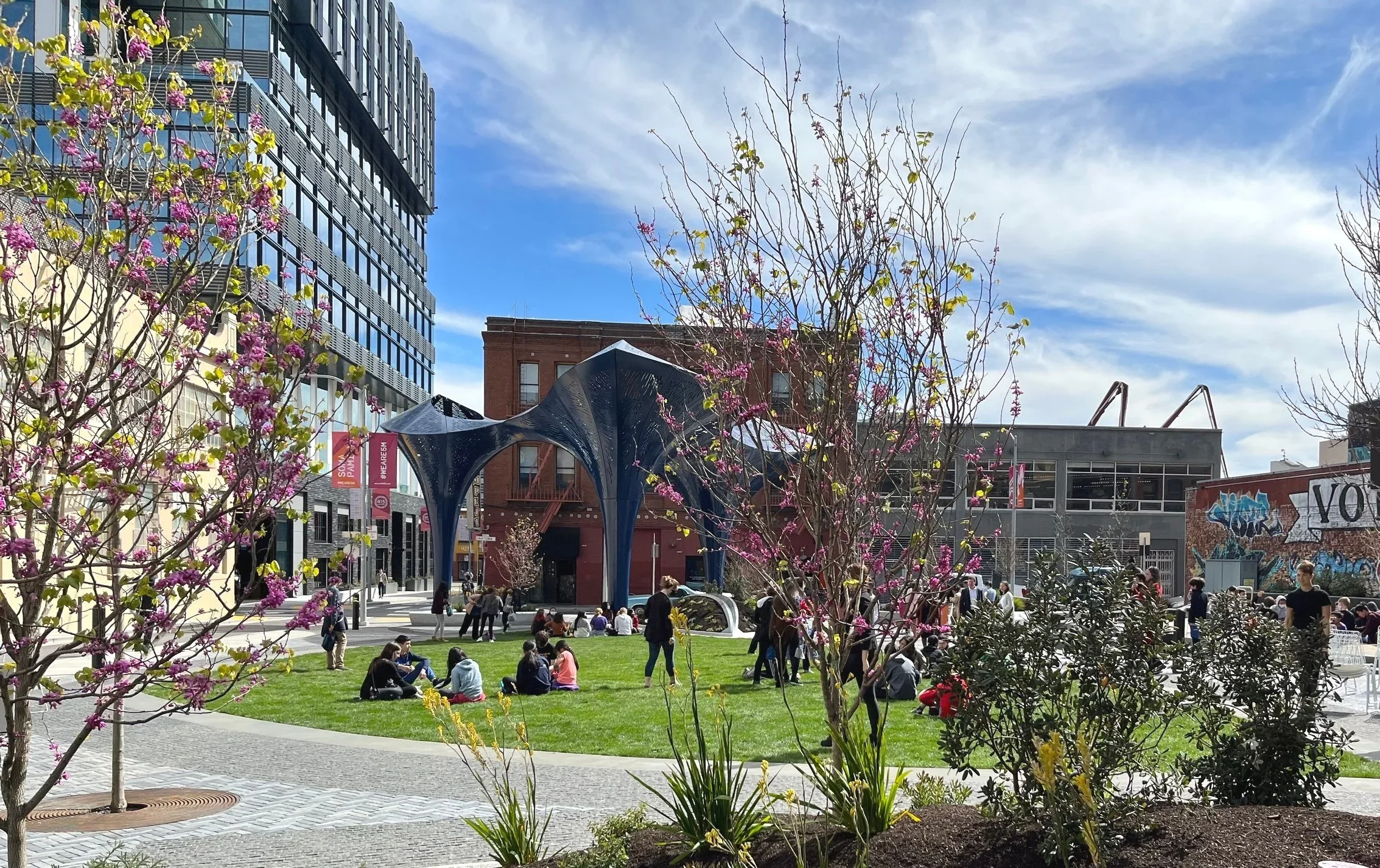 A Contemporary Park Brings New Energy to Neighborhood