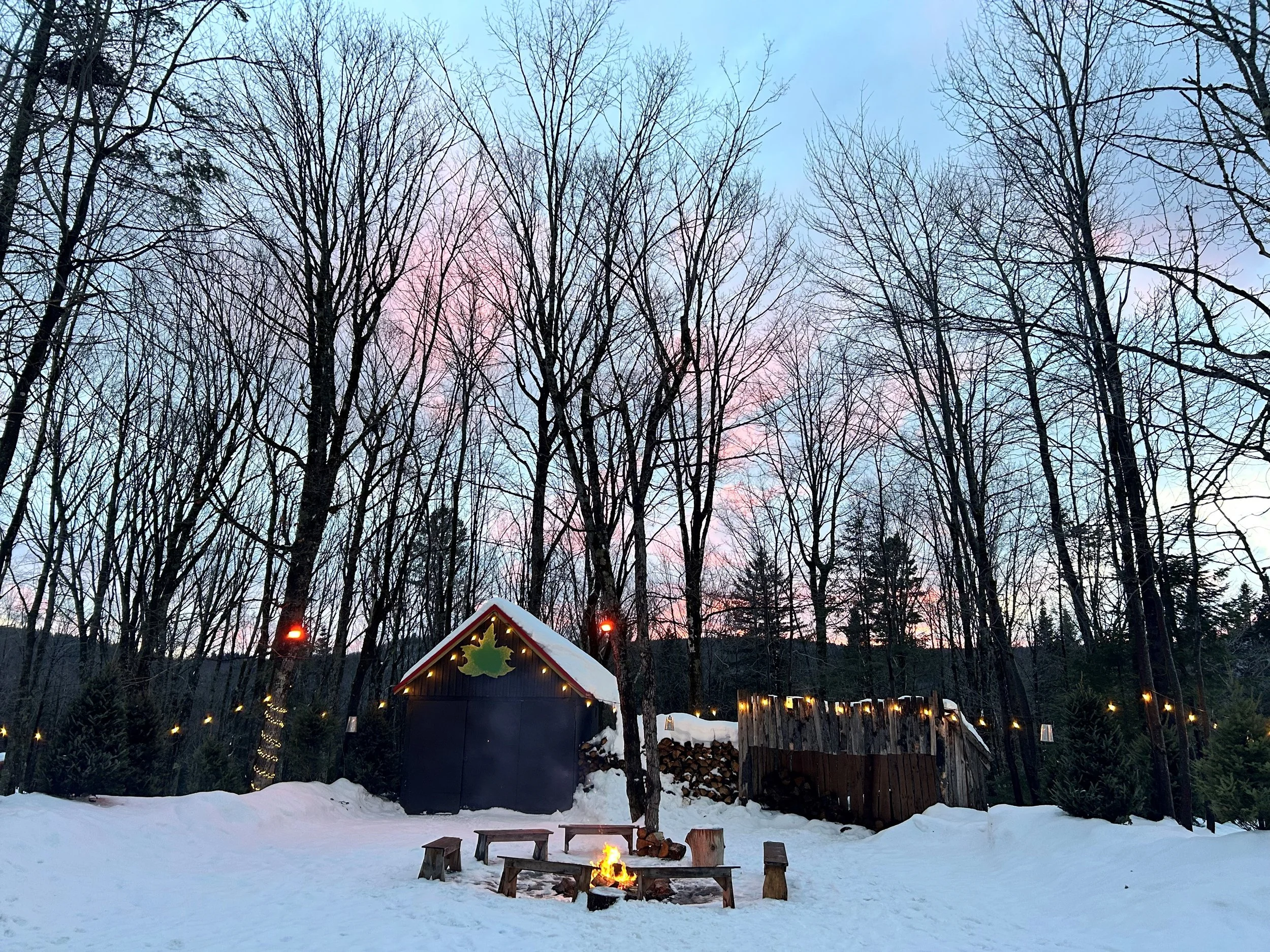feu hiver neige lumière