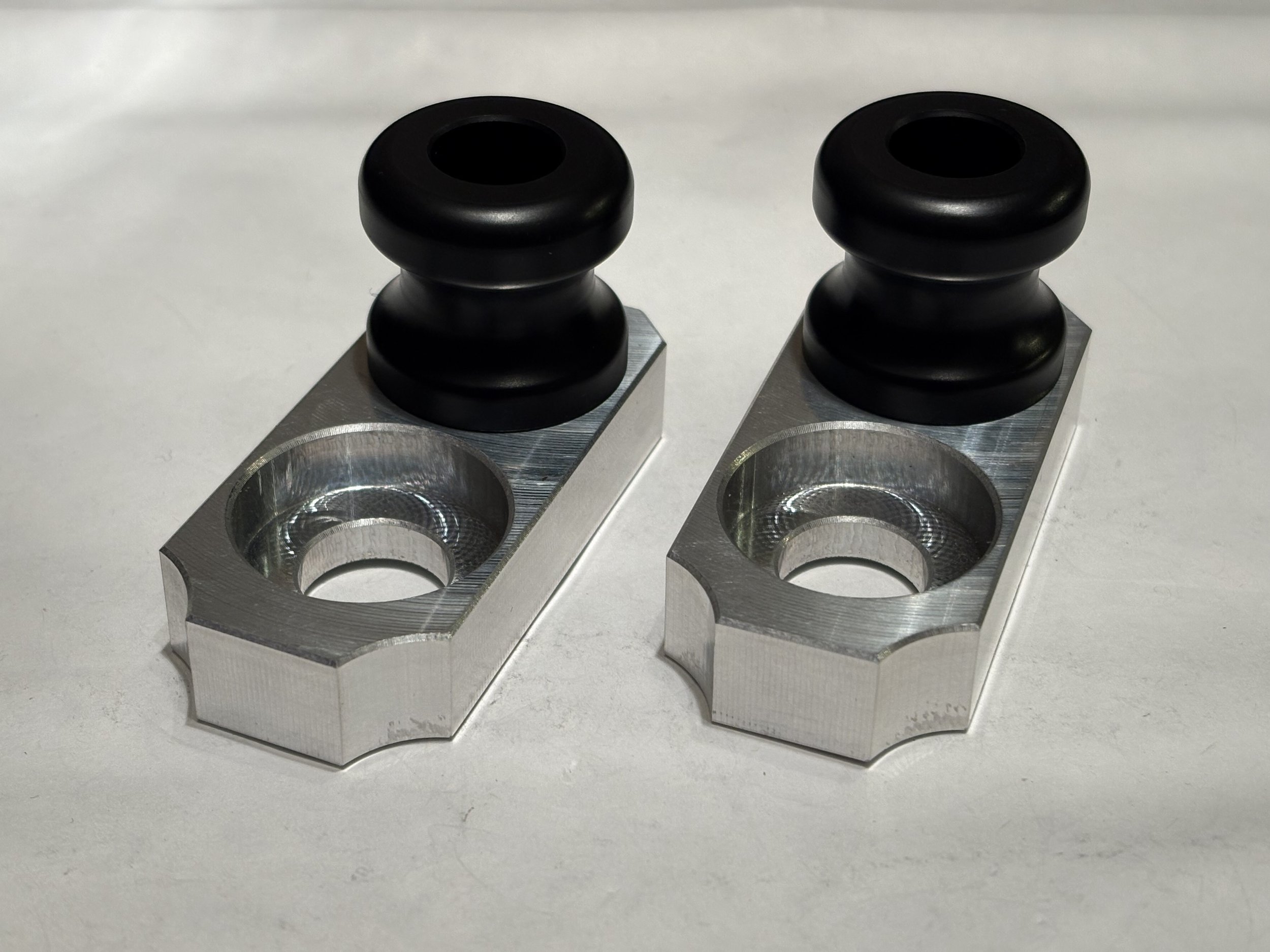 PITBIKE CHAIN ADJUSTER BLOCK CRASH LIFTING BOBBIN SLIDER 29MM X 28MM M8 BOLTS 2.jpeg