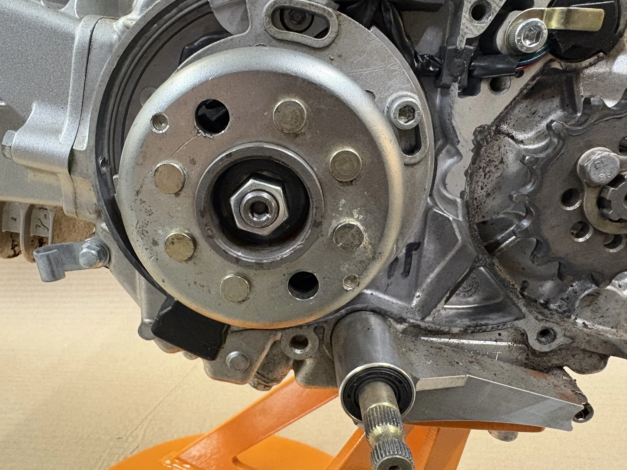 YX pitbike engine variable ignition flywheel holding tool 7.JPG