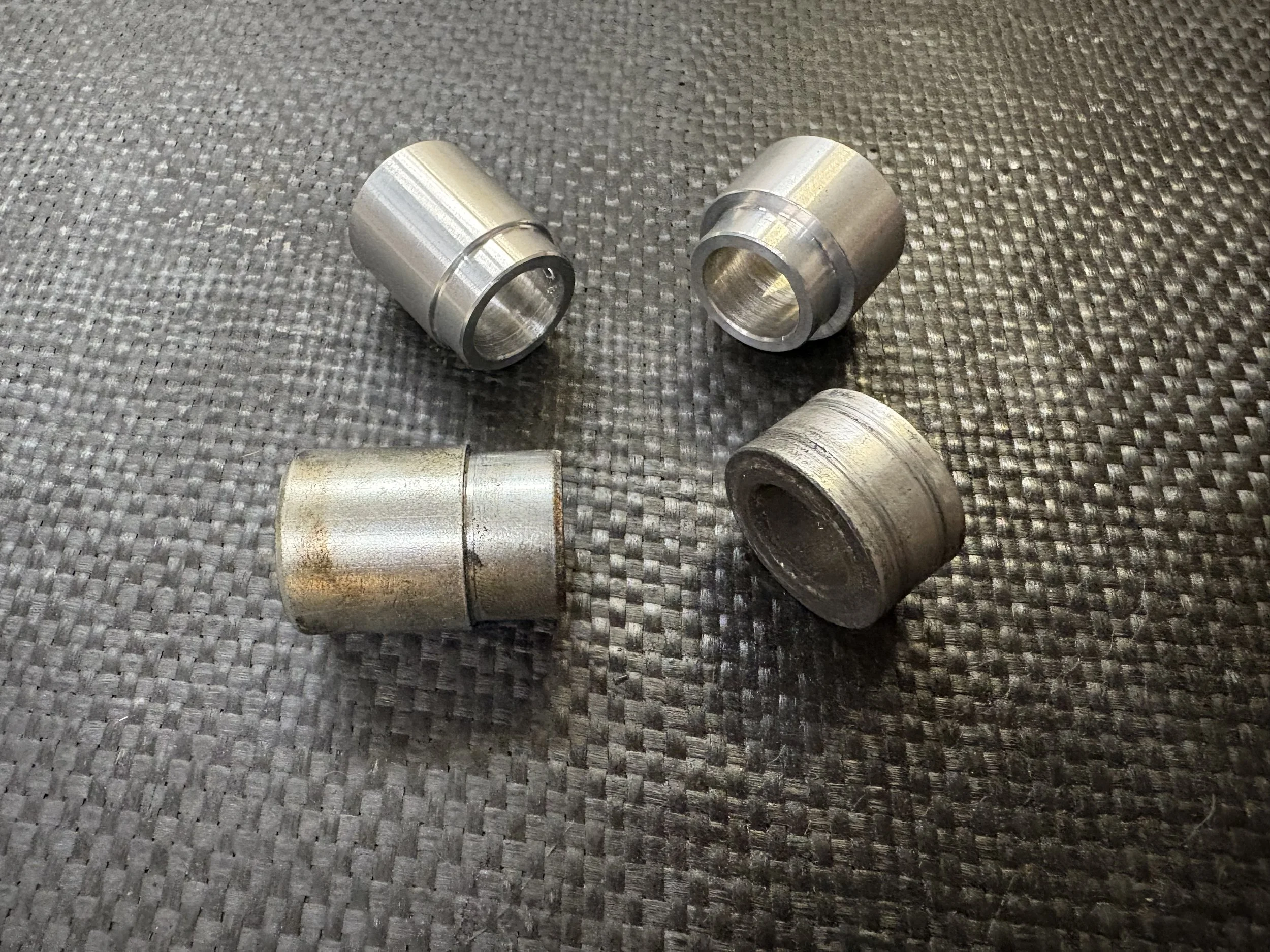 M2R SPROCKET CARRIER CAPTIVE BEARING SPACERS 1.JPG