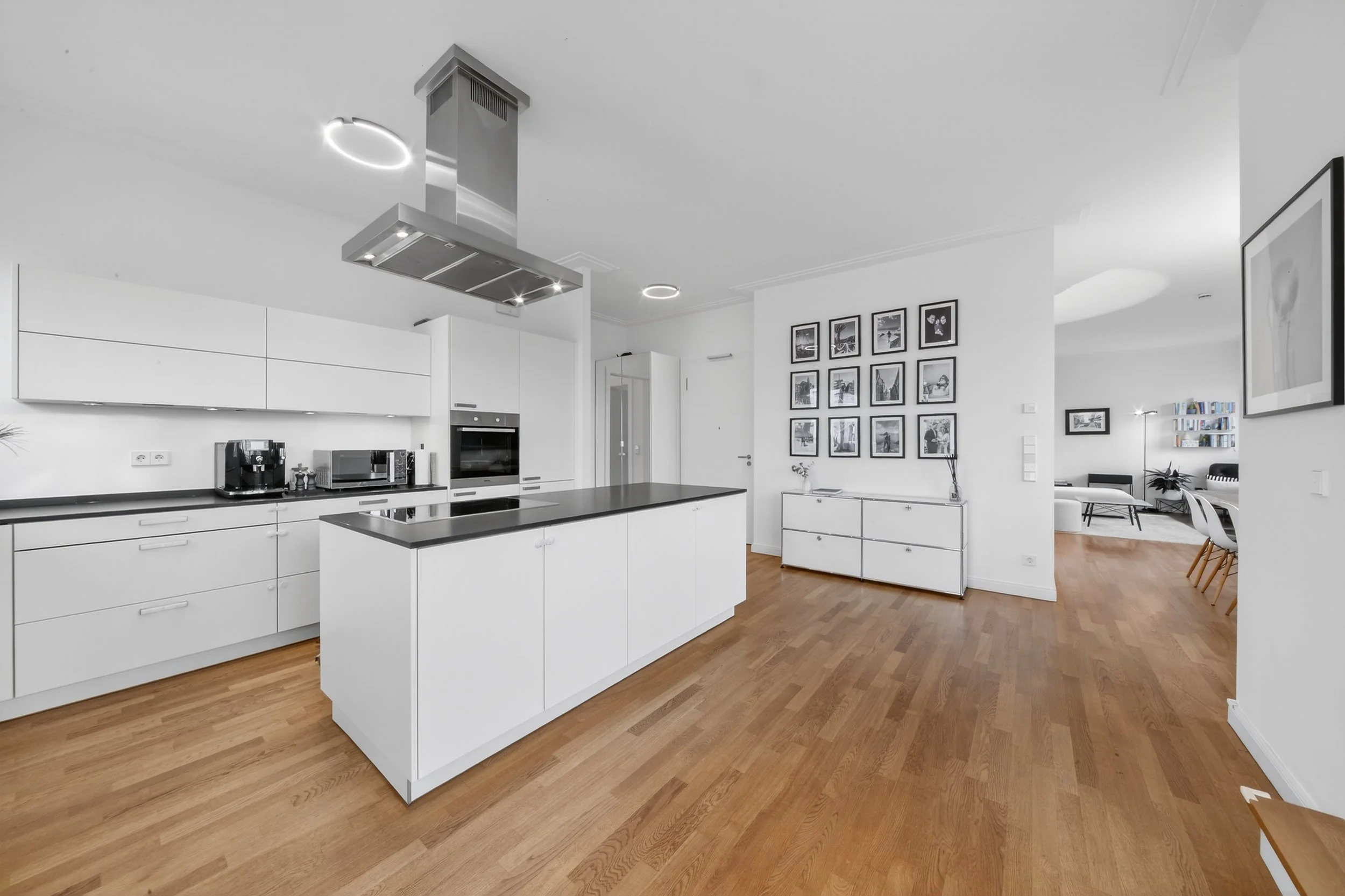 Real Estate Photographer Kigali

Property Photography Rwanda

Architectural Photography East Africa

Luxury Villa Photography Rwanda

Drone Photography Kigali 