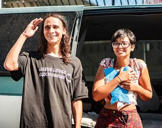 Soph Fuchs &amp; Elliot Evans &amp; Their Outstanding "Vanlyfe" Prepare for a Long Shelf-life