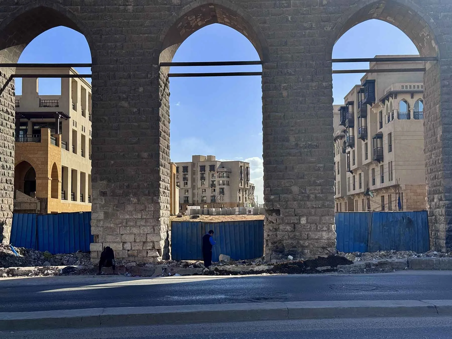 سور مجري العيون