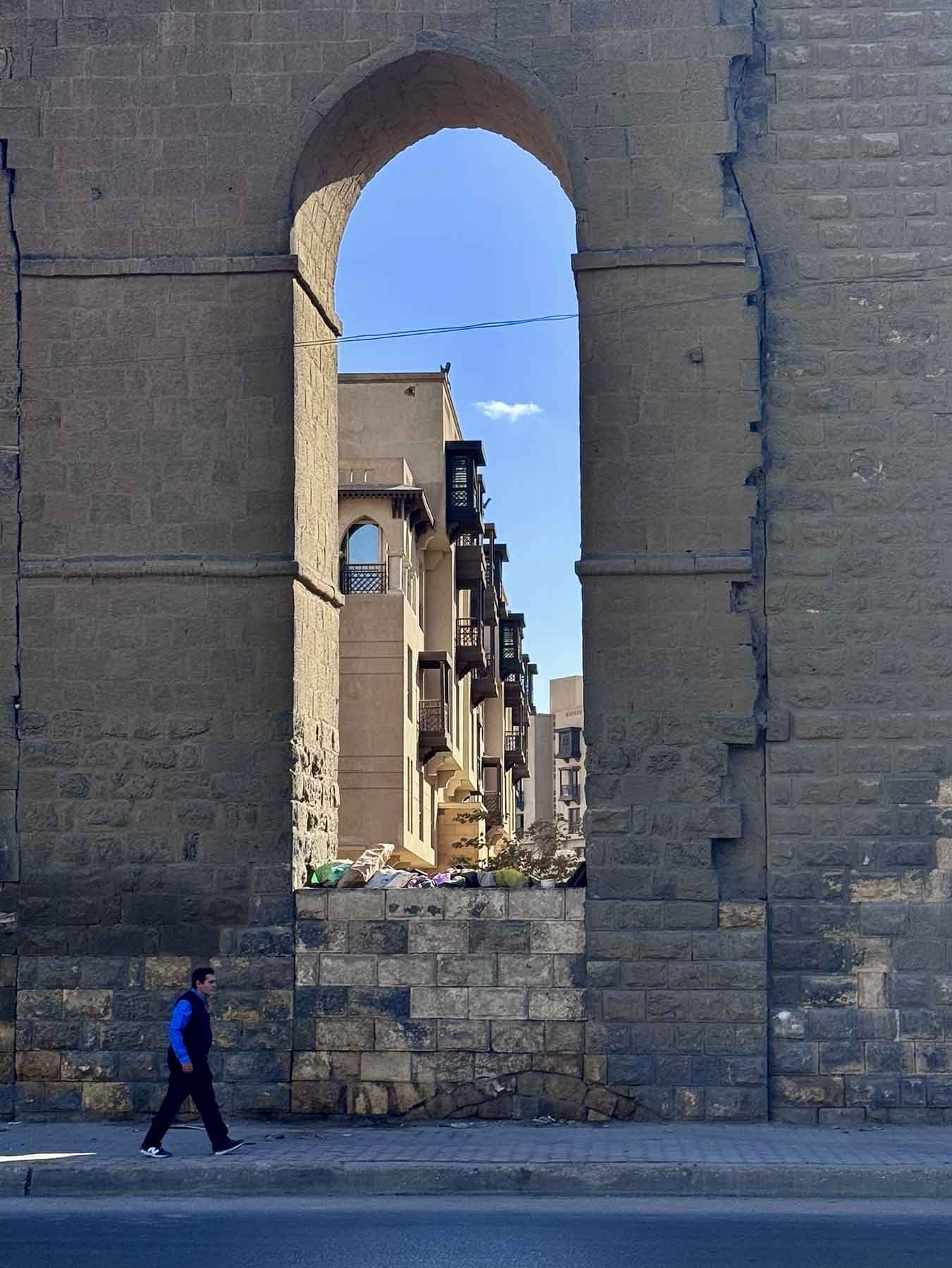 سور مجري العيون