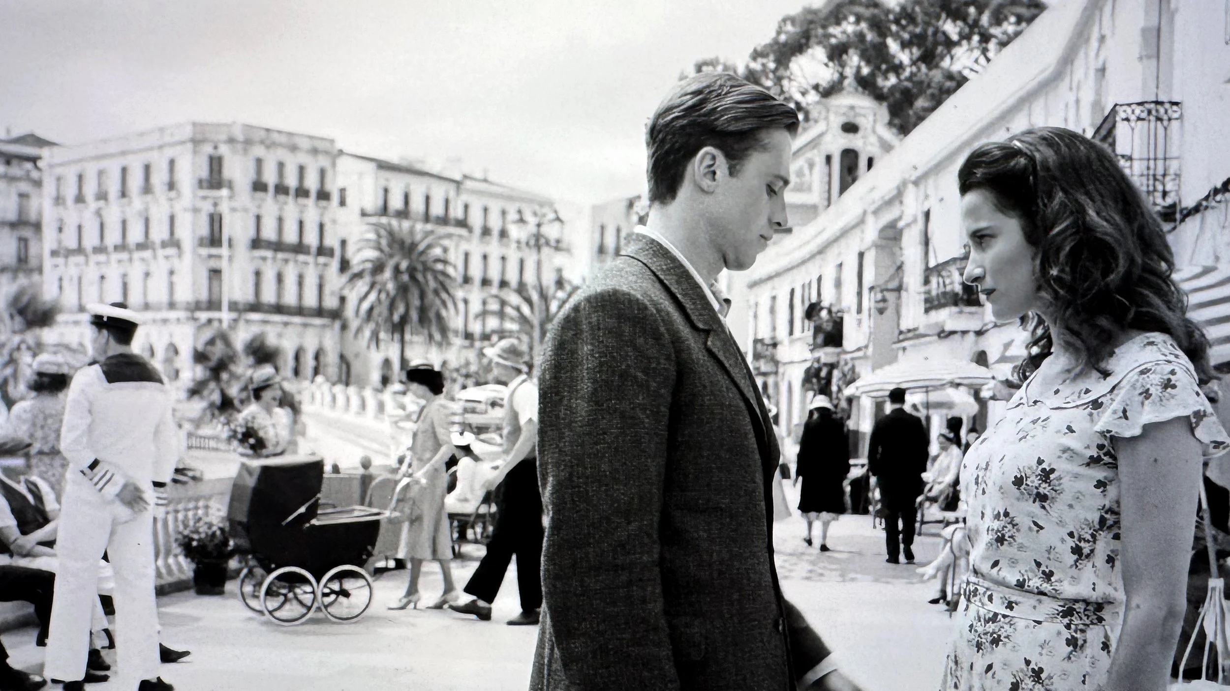 Strangers in a Strange City