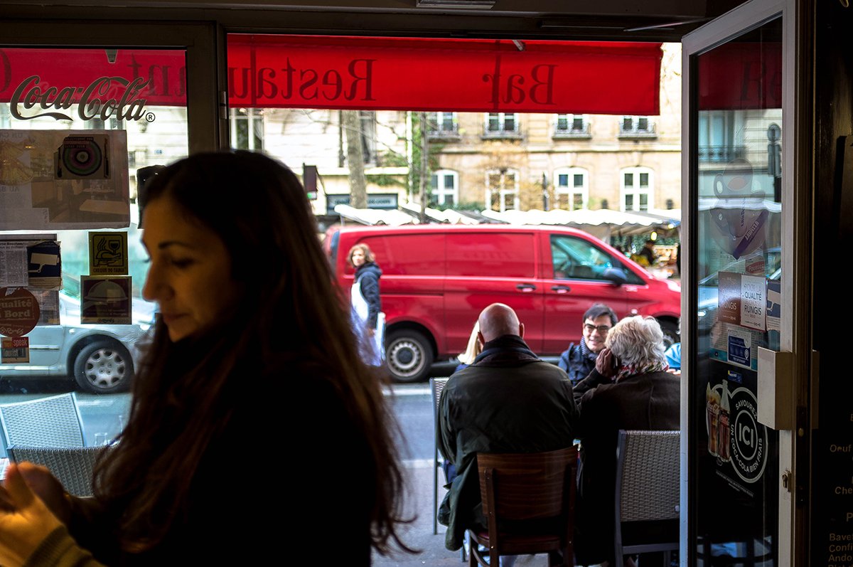 Bistro. Boulevard Raspeille. Paris