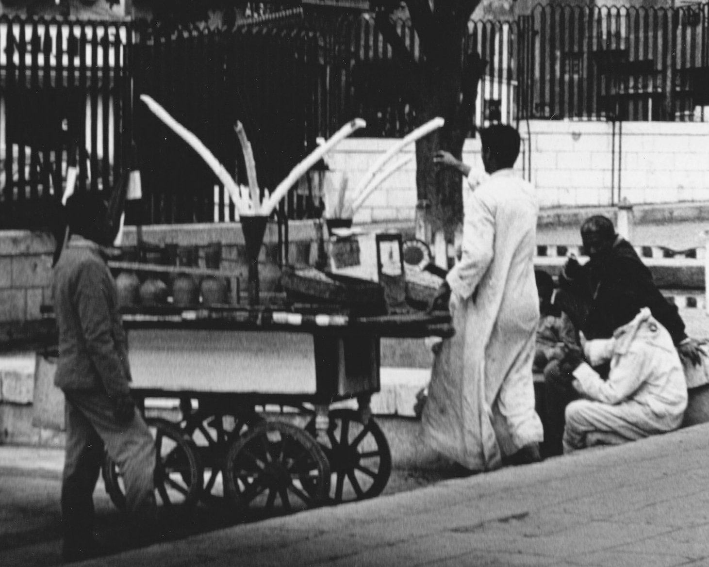 Snacks Vendor. Sultan Hassan Rifa'i Passage