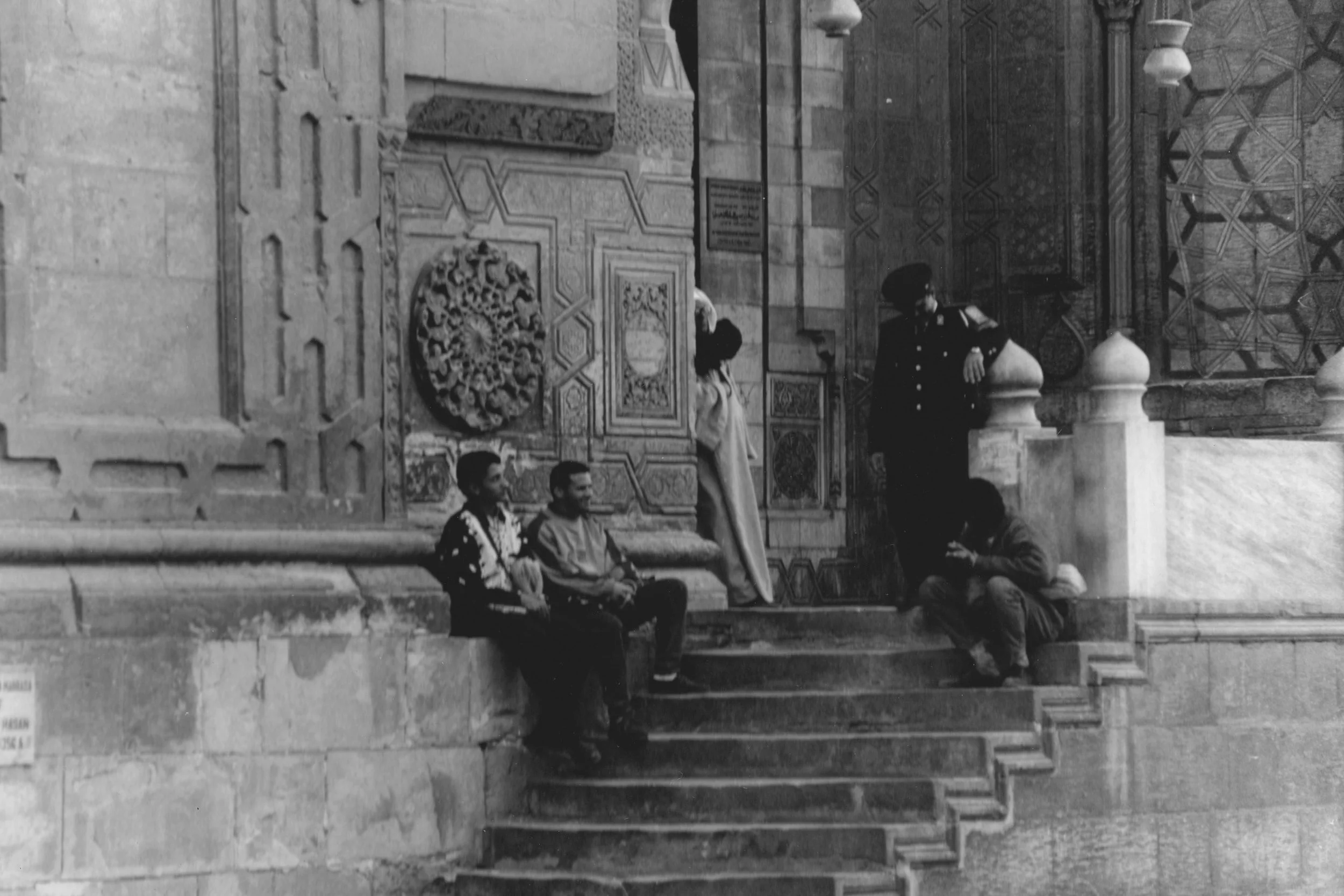 Vendors and Security. Sultan Hassan Rifa'i Passage