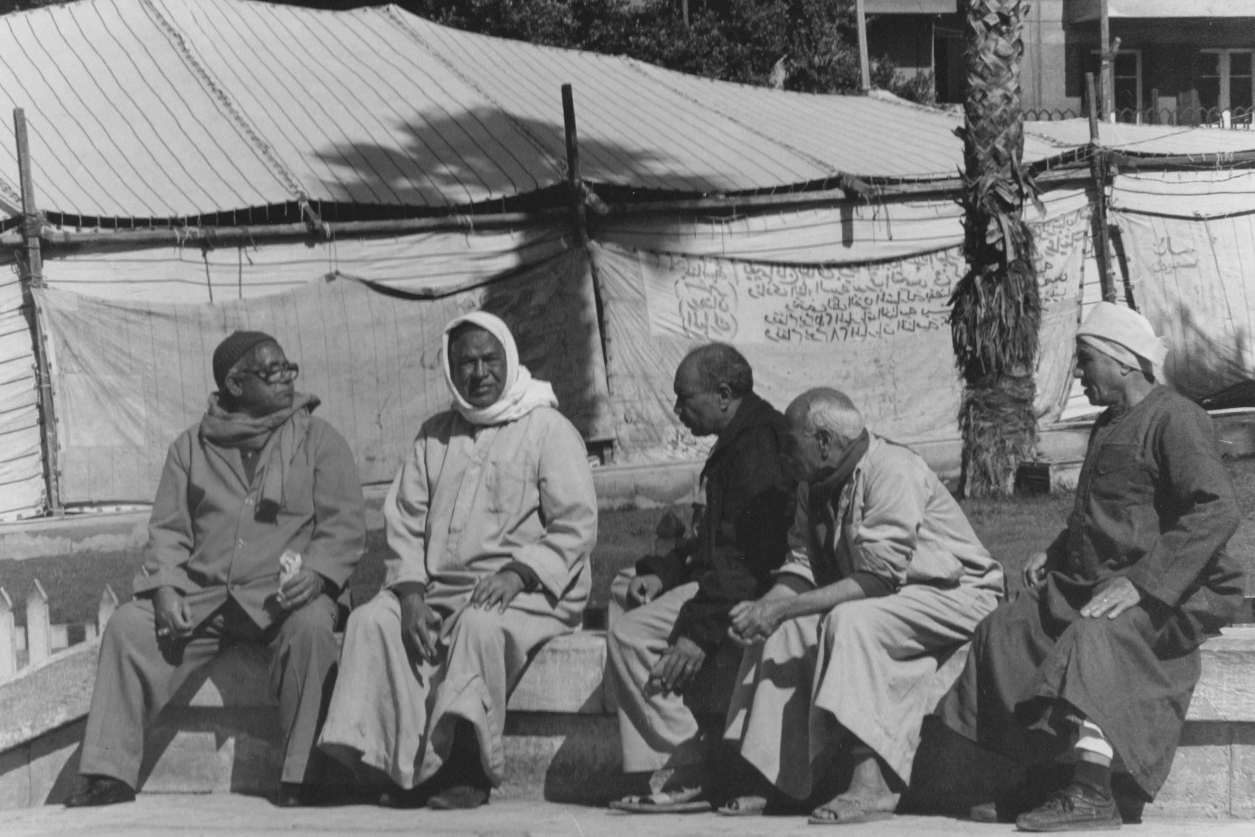 Elderly in the Sultan Hassan/Rifa'i Passage