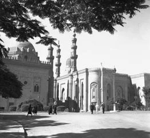 cairo sultan hassan 1933.jpg