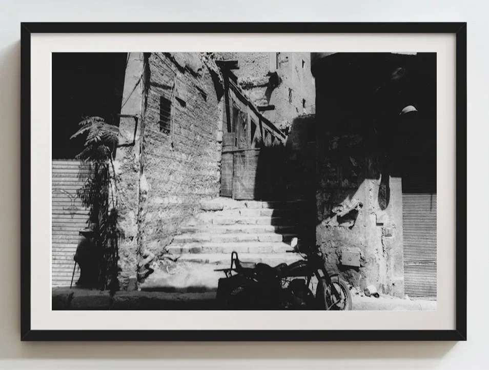 BlackFrame_Horizontal_Mat copy 5.jpg