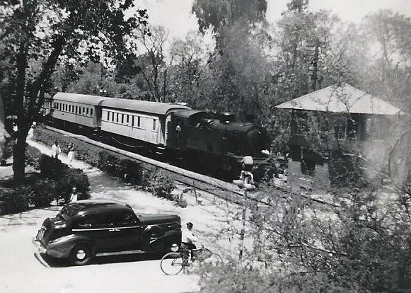 Railway crossing. 1940s