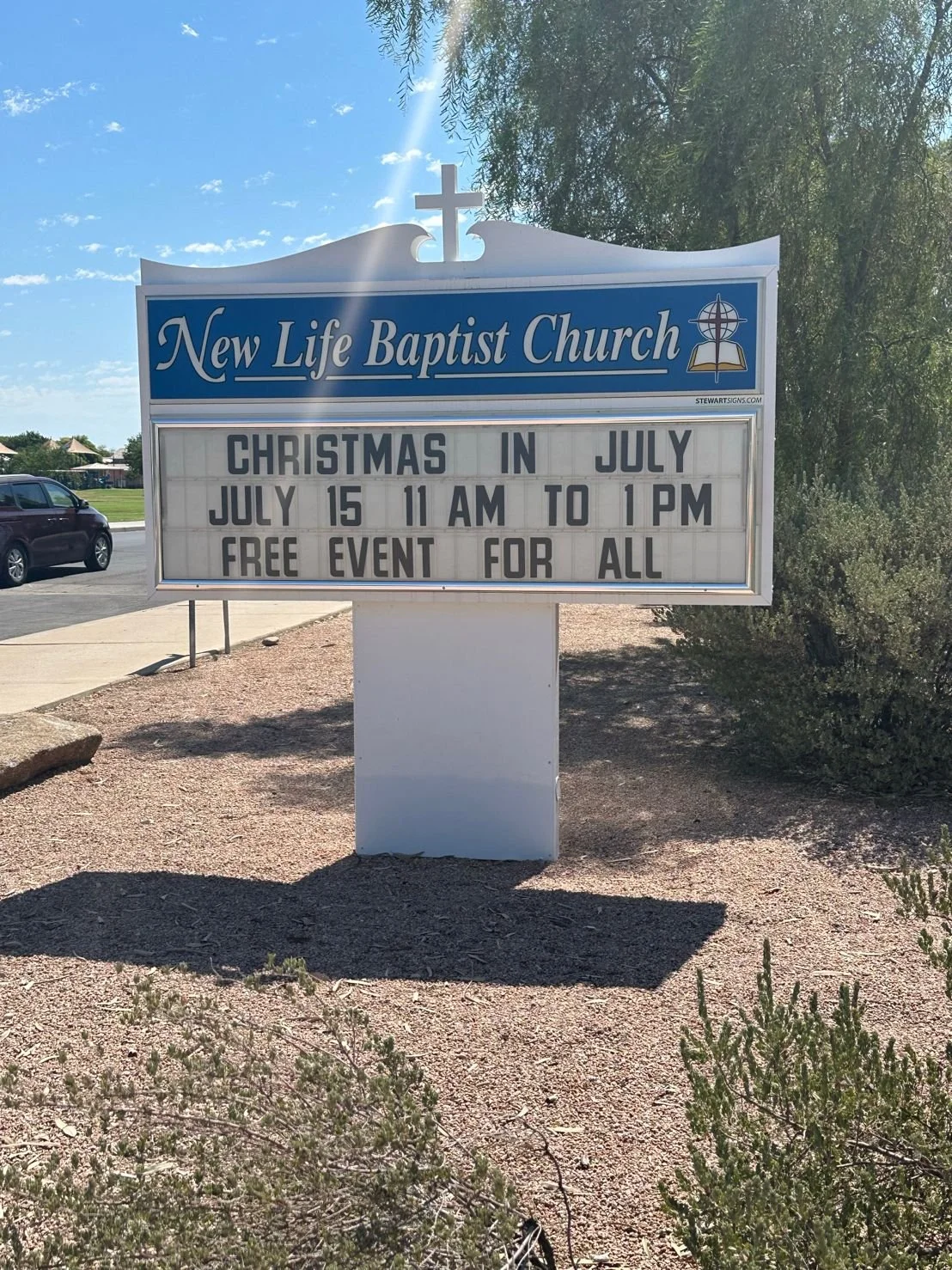 Christmas in summer - new baptist church 2.jpg