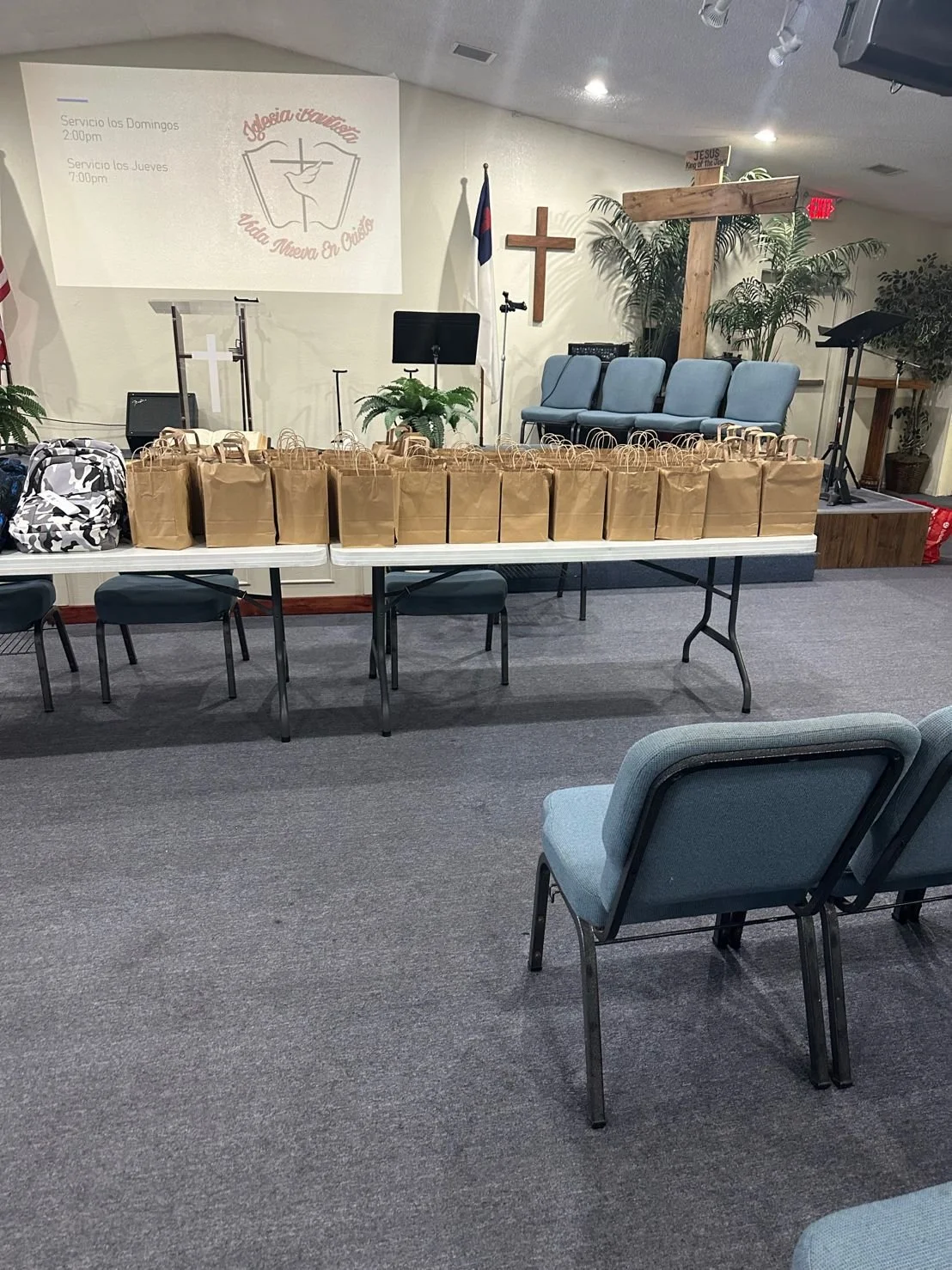 Christmas in summer - new baptist church 4.jpg