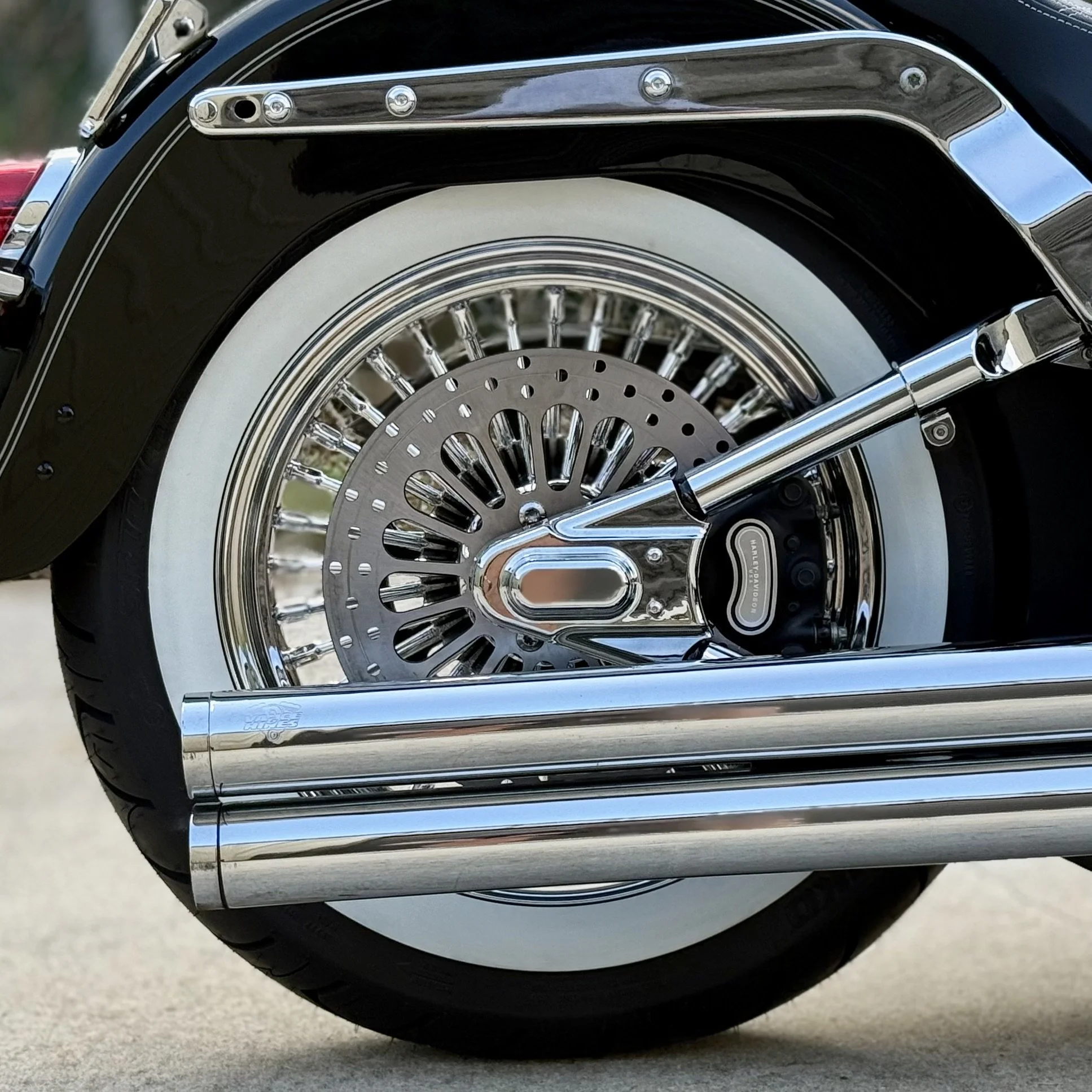 2007 Harley Davidson FLSTC Heritage Softail Classic - Vivid Black