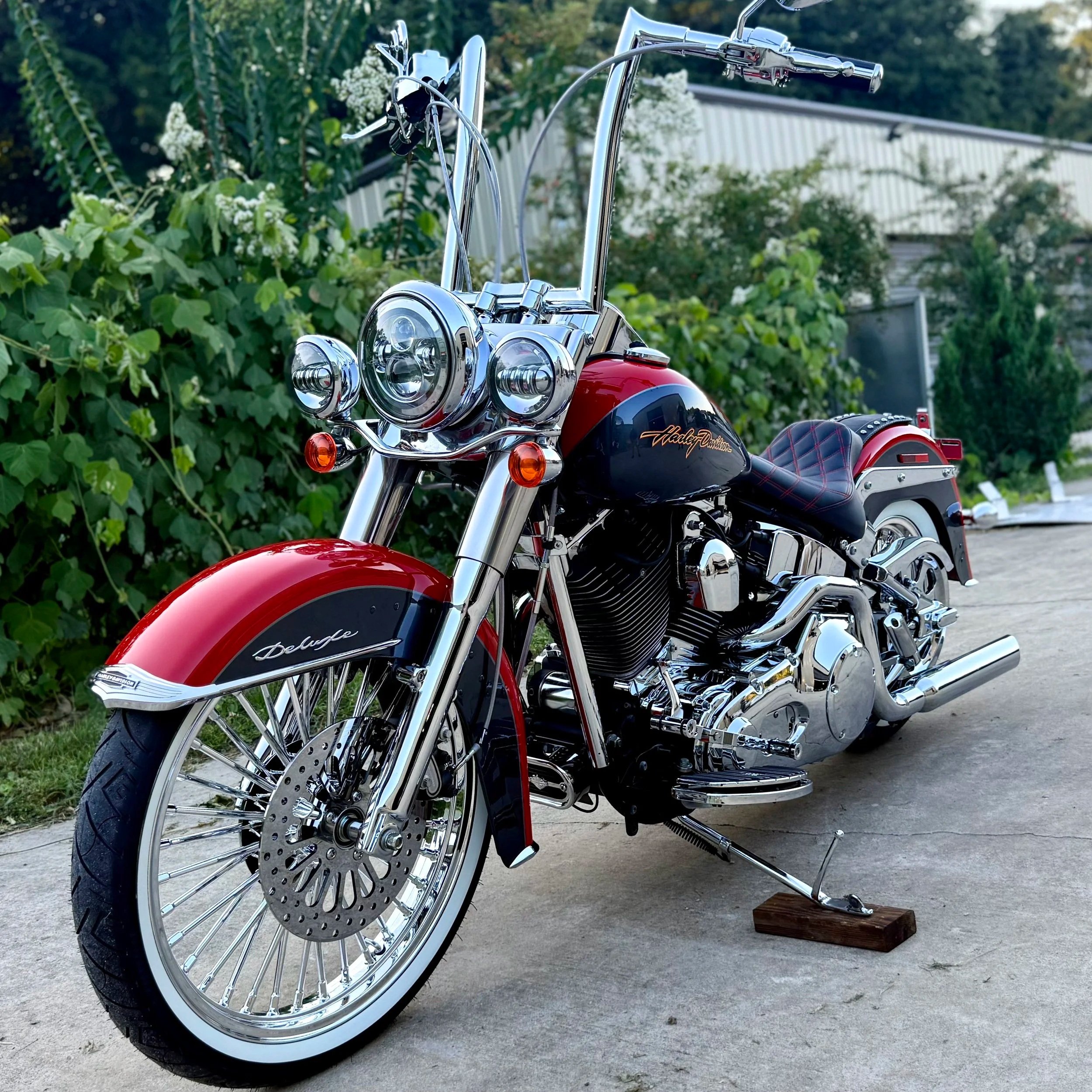 2006 Harley Davidson FLSTNI Heritage Softail Deluxe - Scarlett Red/Charcoal Satin
