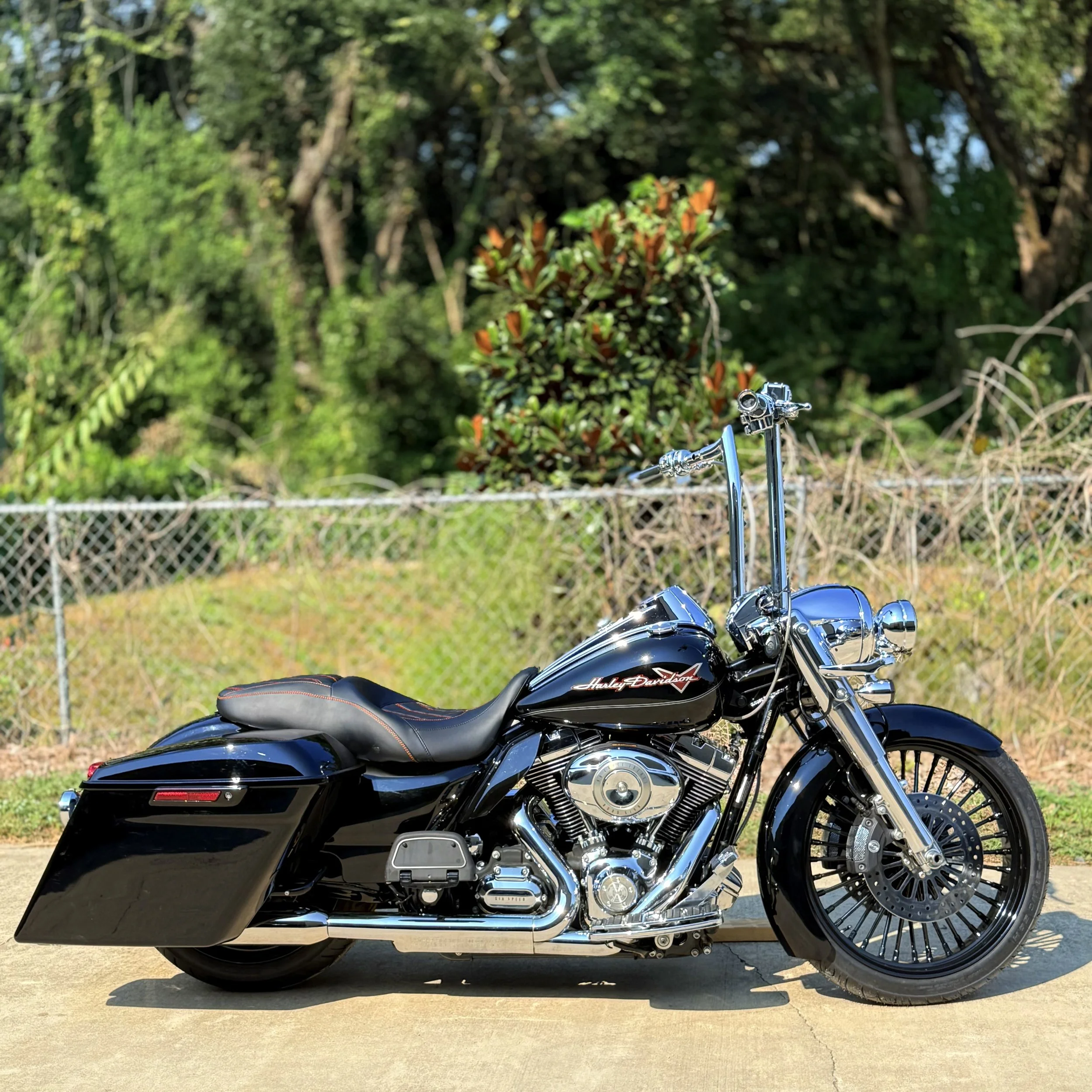 2010 Harley Davidson FLHR Road King - Vivid Black