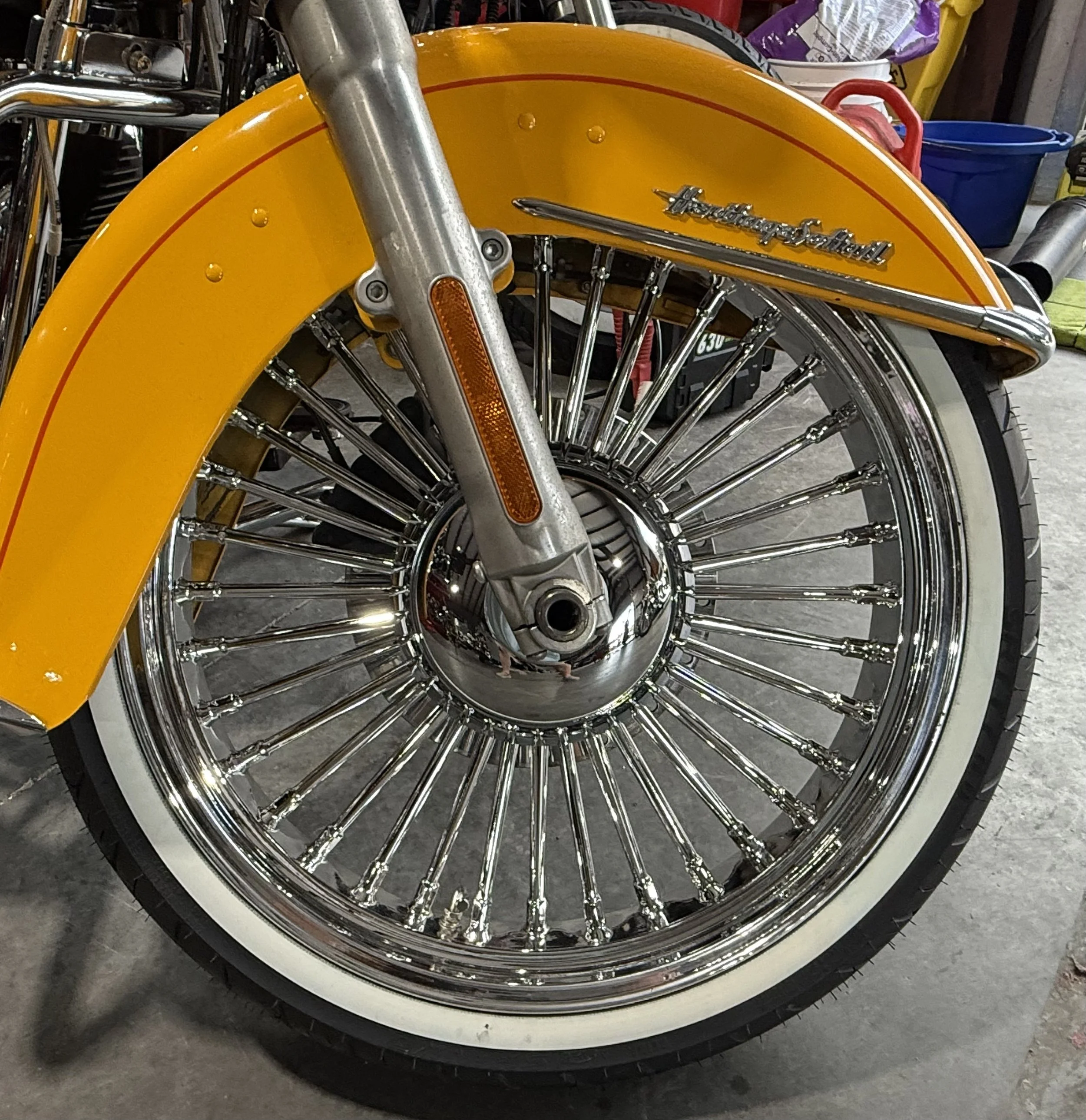 2011 Harley Davidson FLSTC Heritage Softail Classic - Chrome Yellow