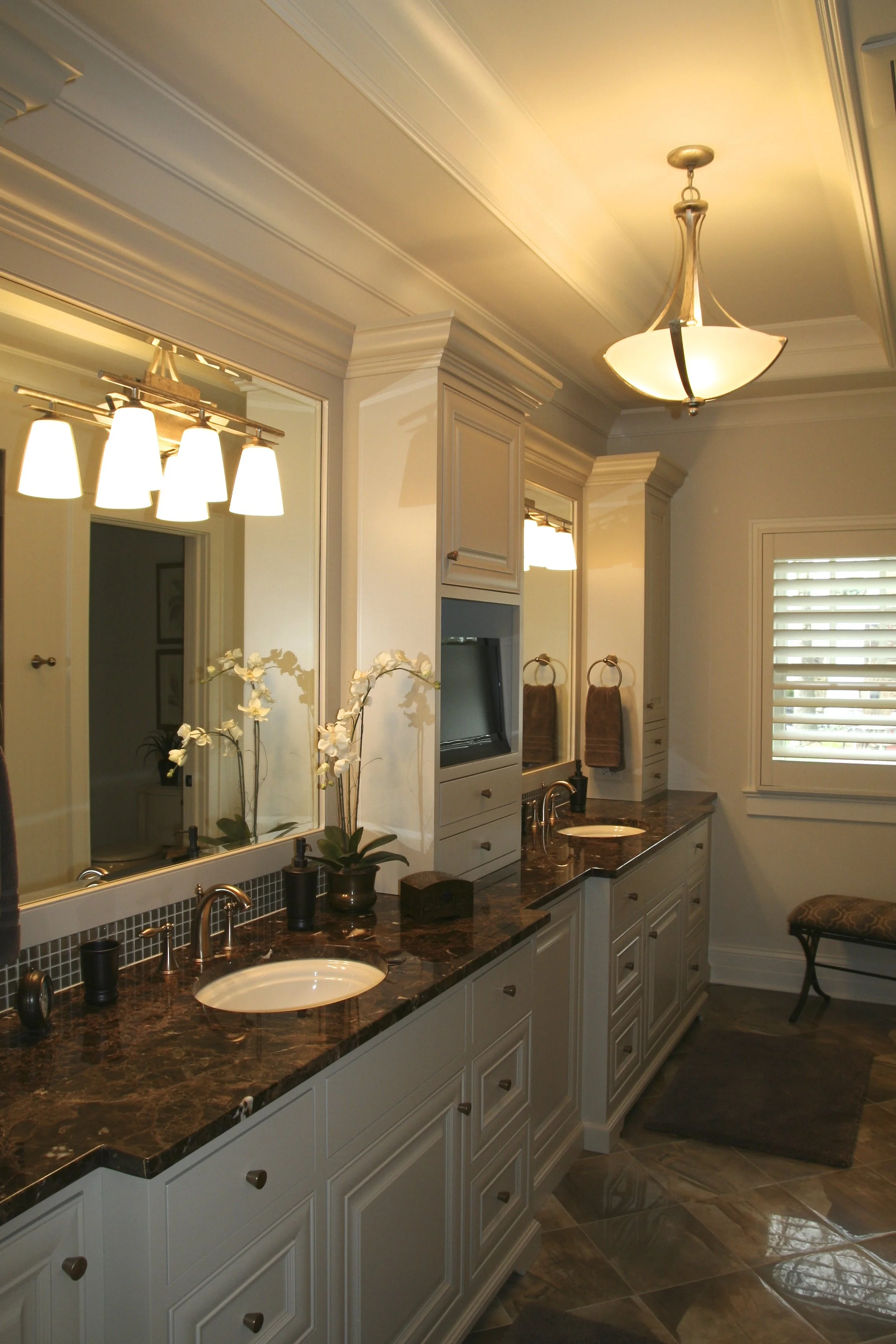 Rychly Interior Owners Bath 2.jpg