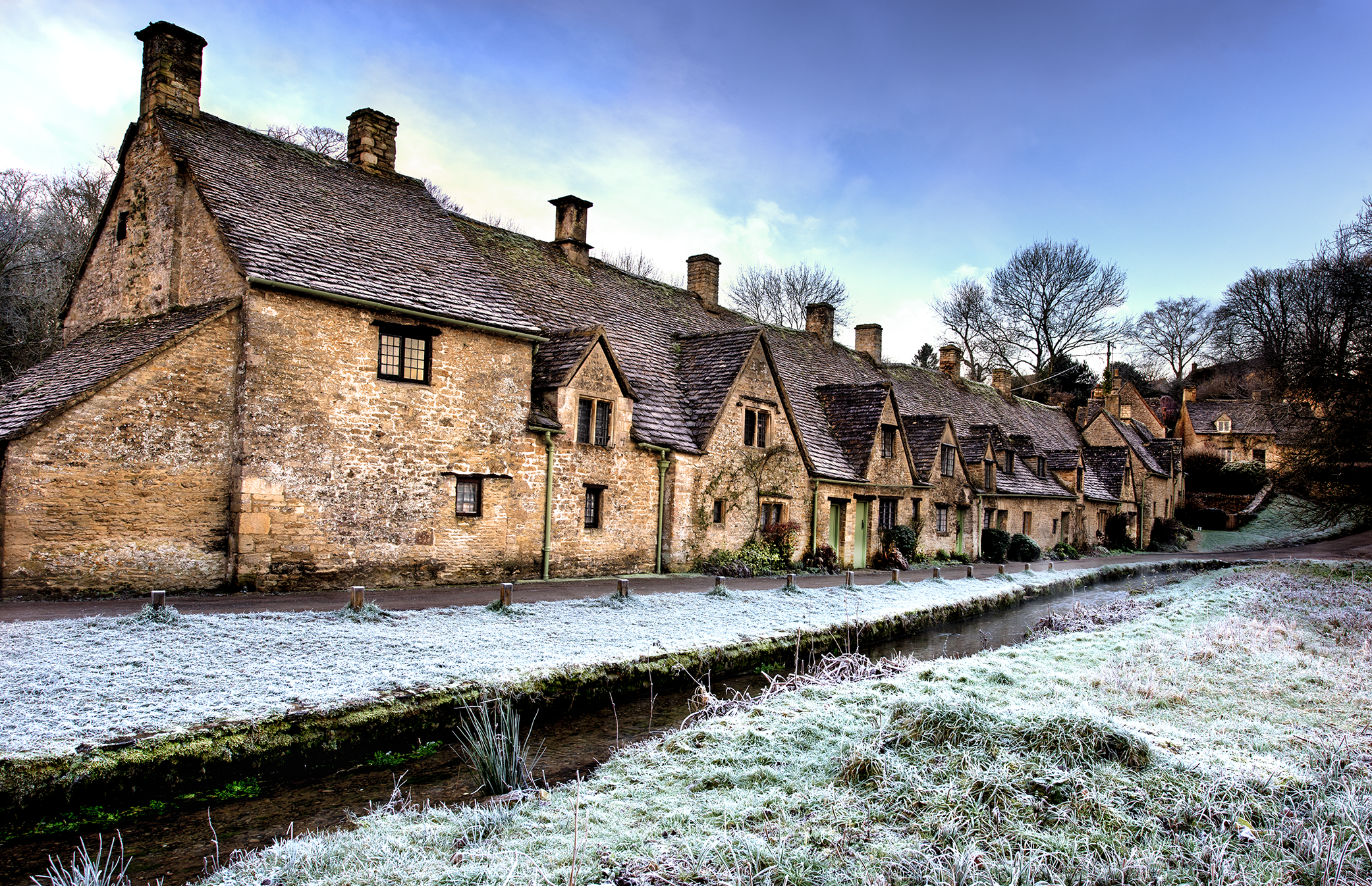 Arlington Row in the frost - Bibury The cotswolds