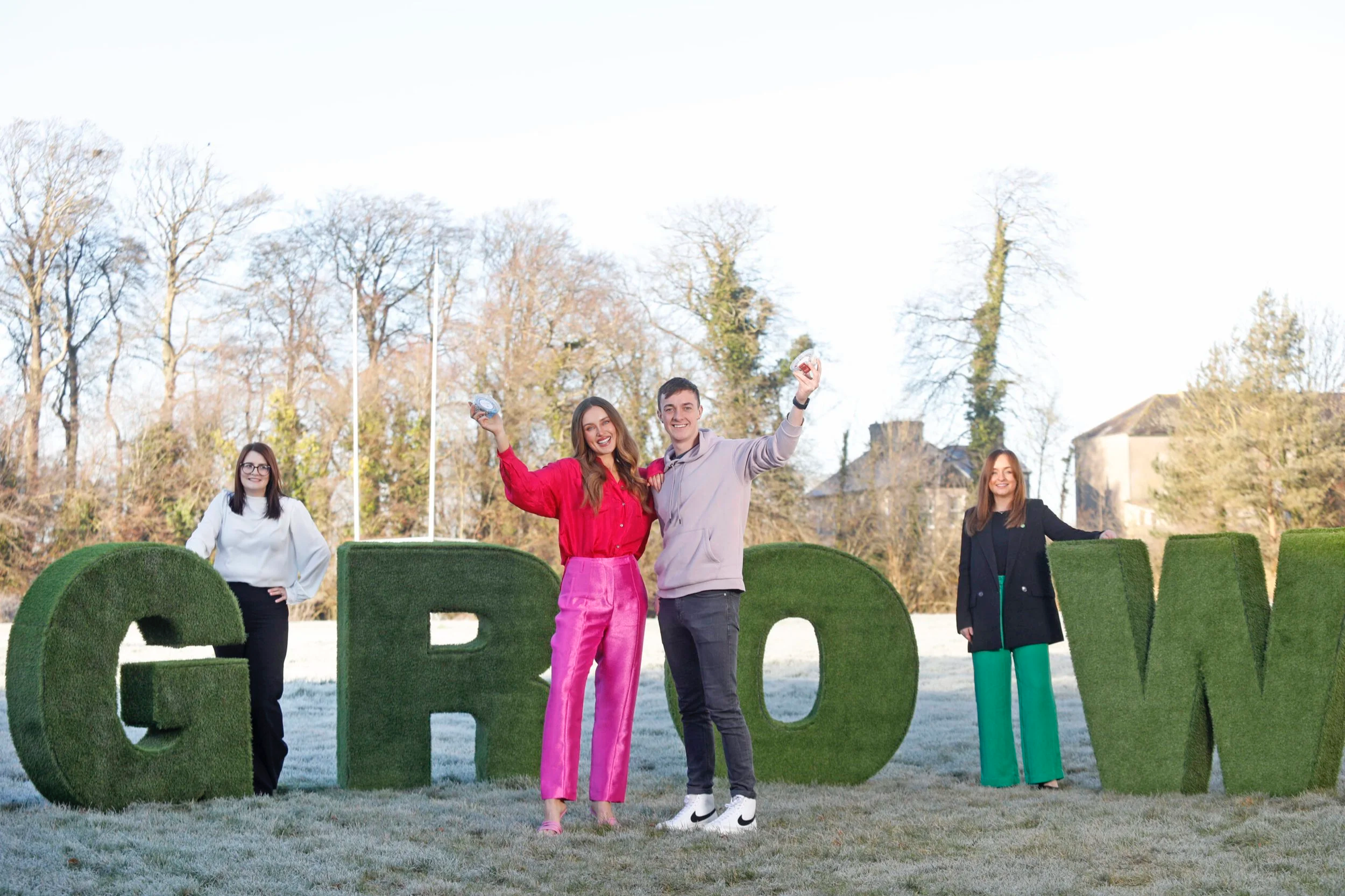 Grow giant letters - Media campaign