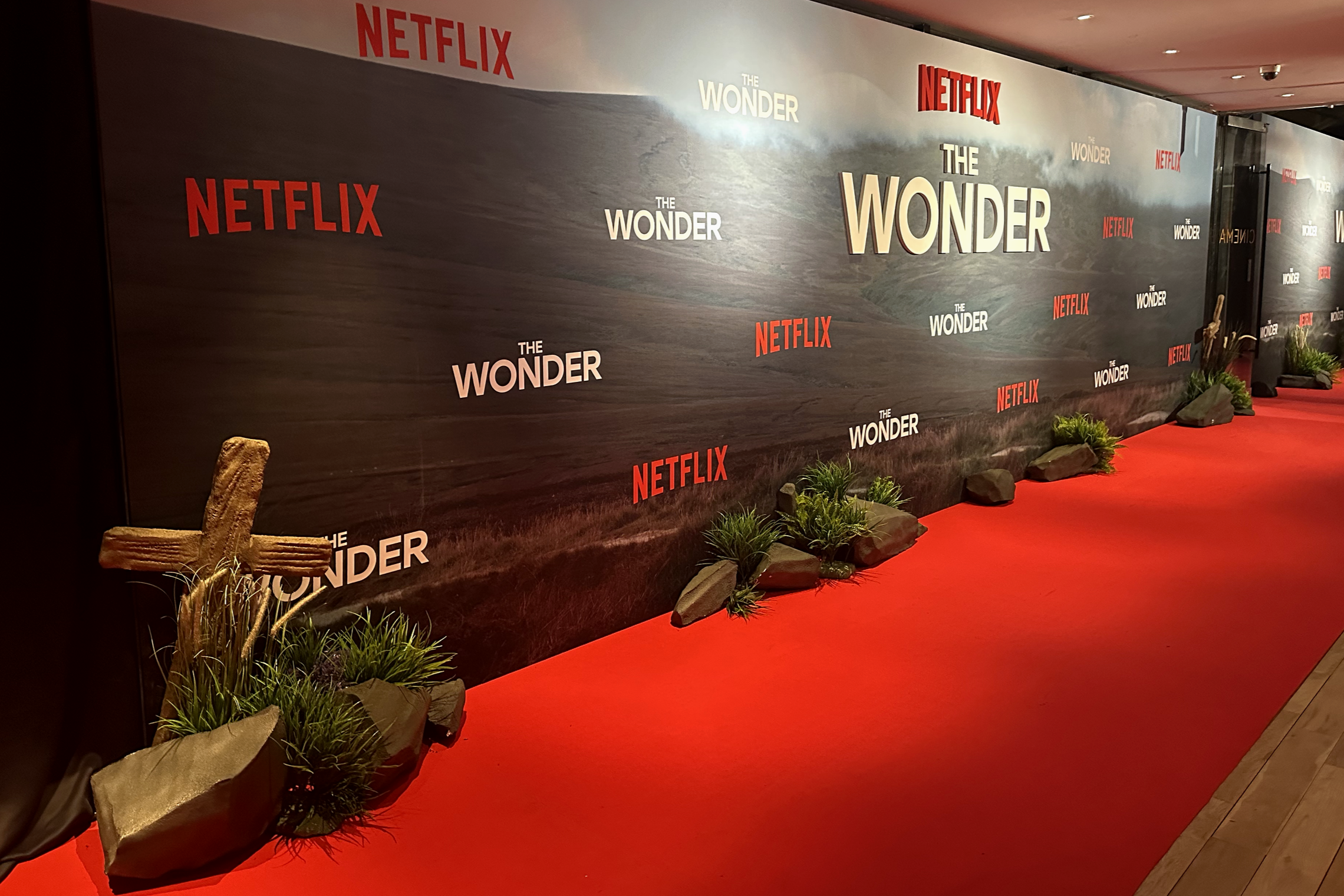 The Wonder -Film premier dressing