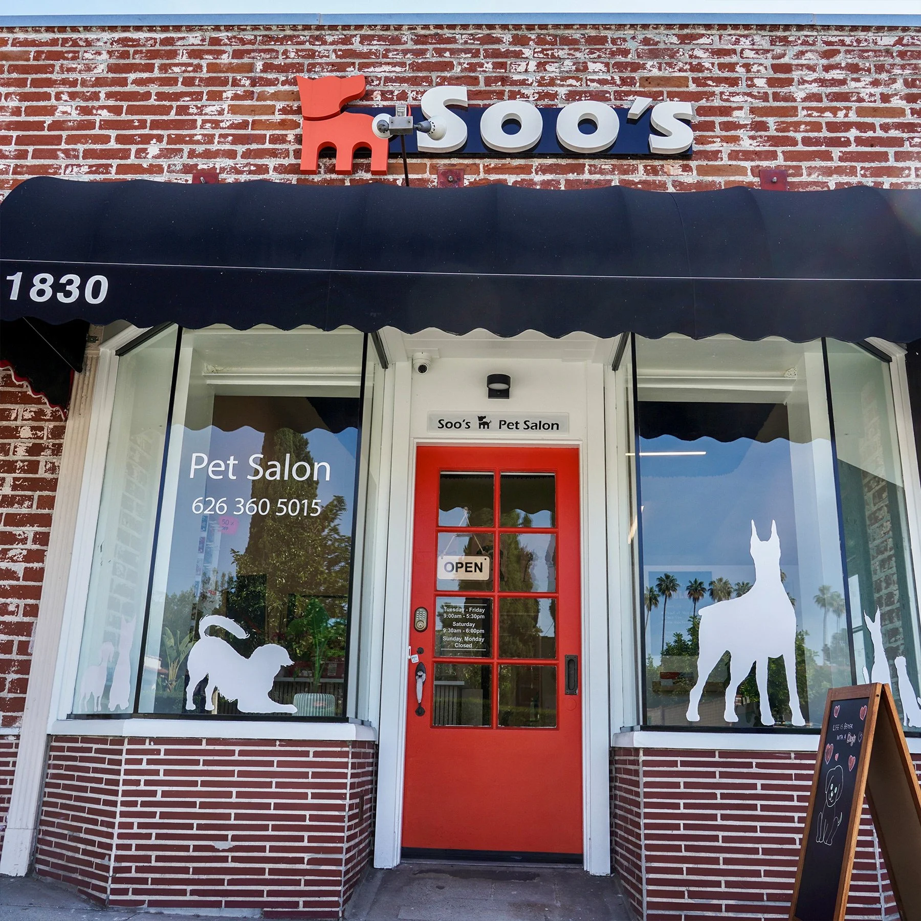 Arrival — A welcoming storefront in South Pasadena.