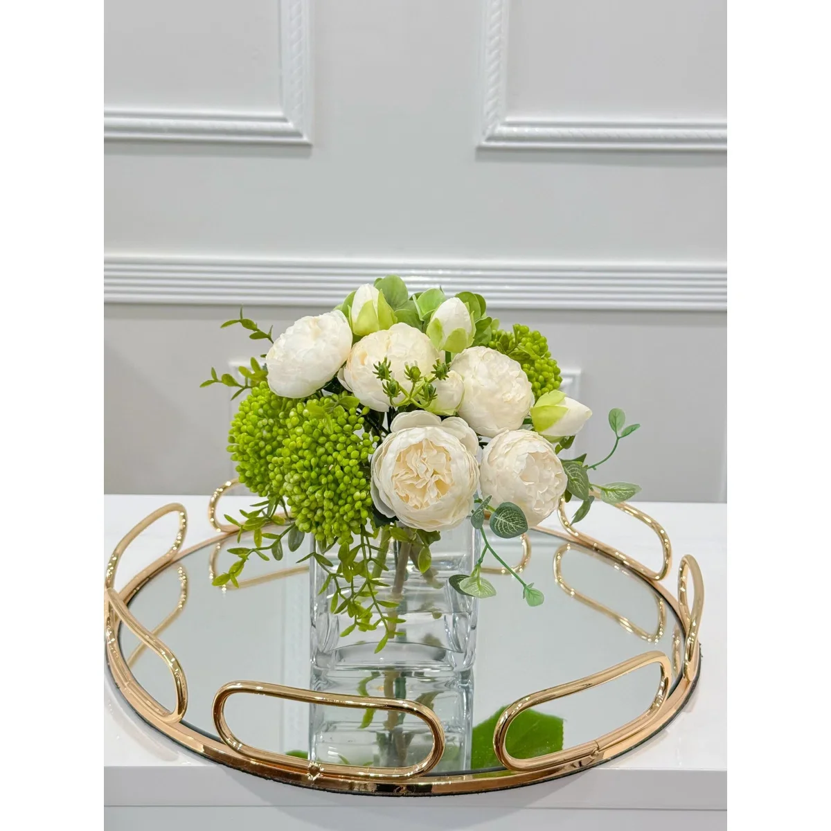 Arrangement+in+Vase-2033233436 (1).webp