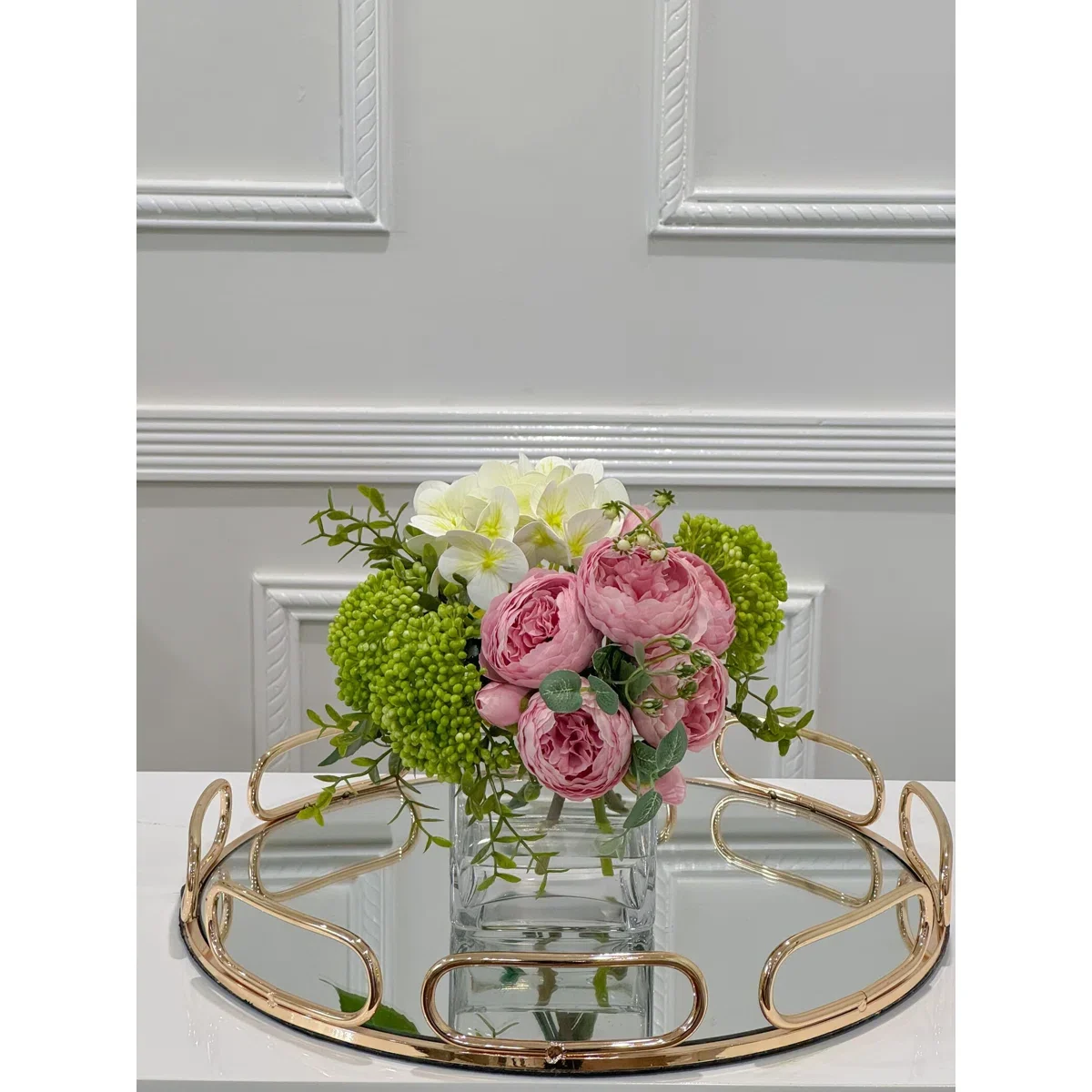 Arrangement+in+Vase-2033233434.webp