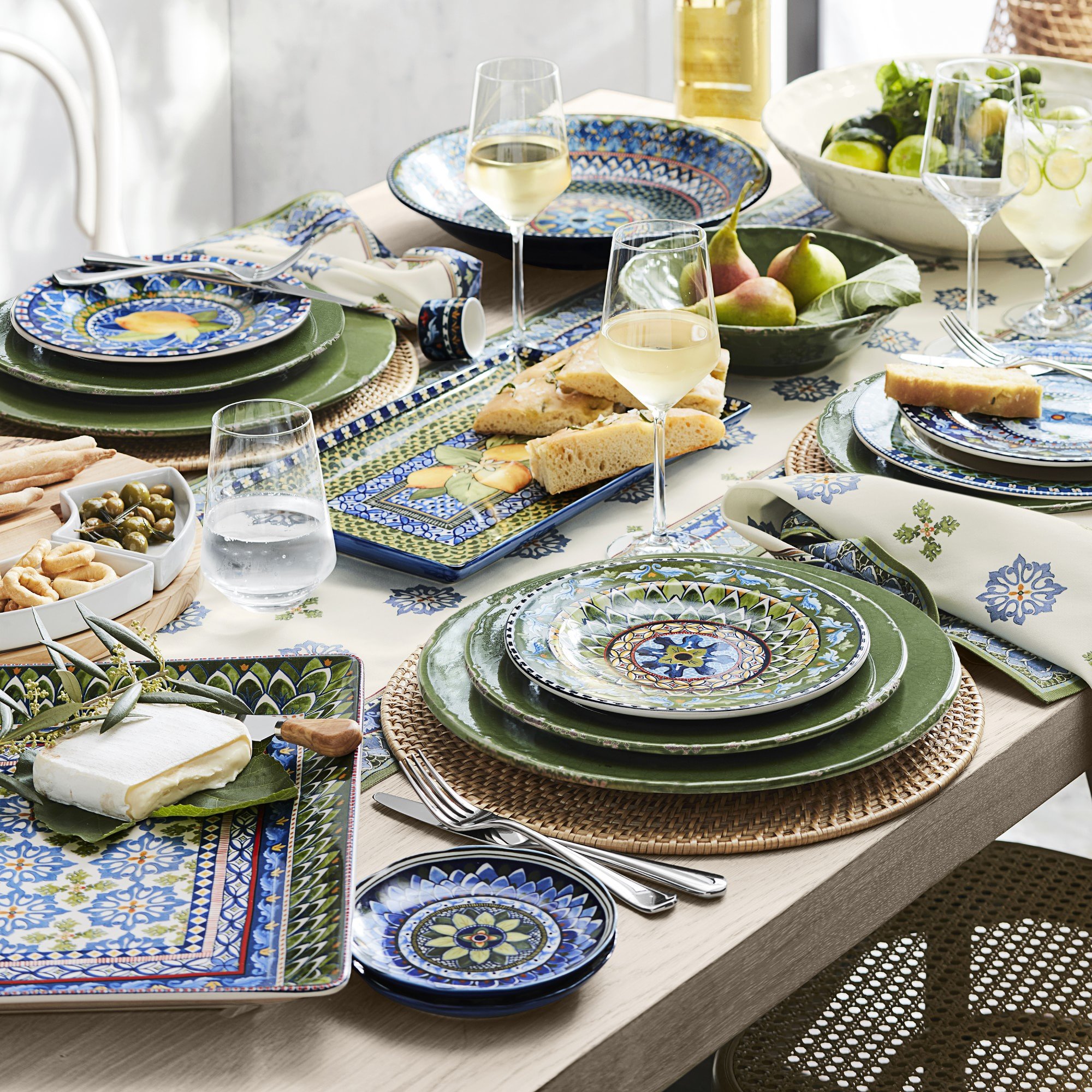 sicily-verdi-table-runner-1-xl.jpg