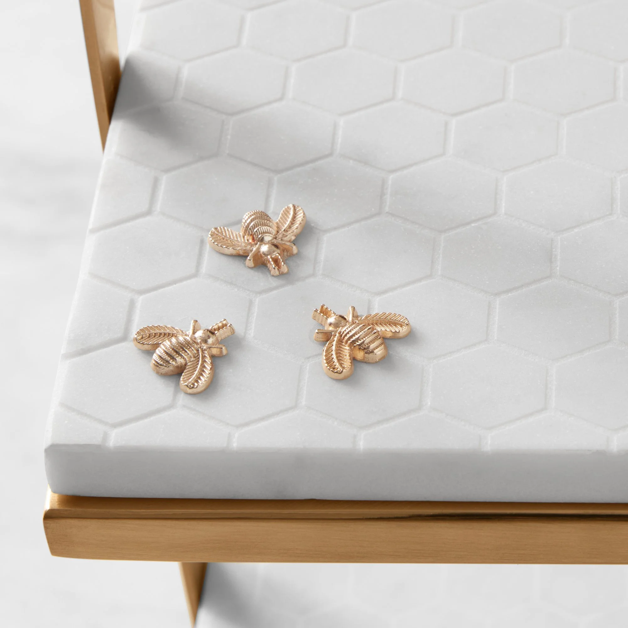 honeycomb-3-tiered-stand-xl (1).jpg