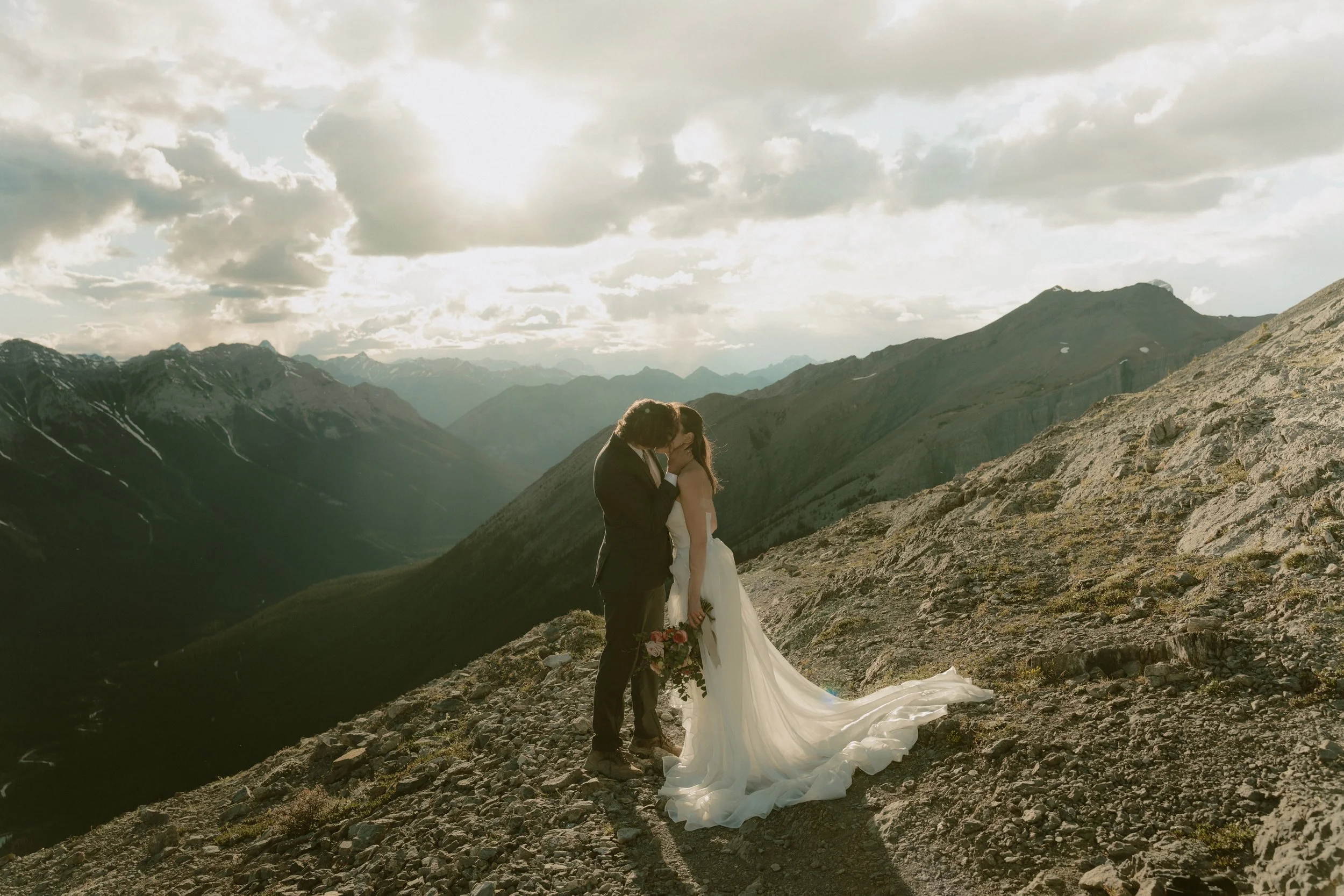 ha-ling-peak-elopement-canmore-0105666.jpg