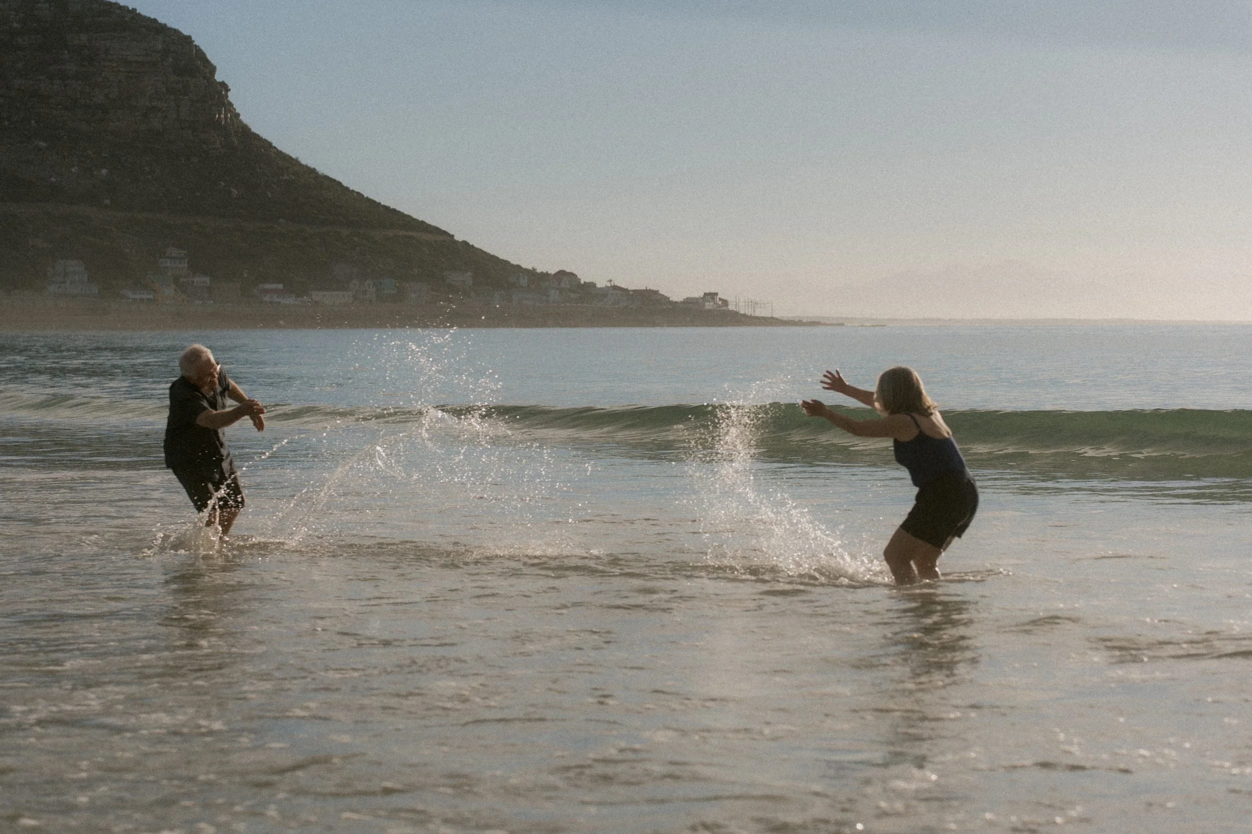 fish-hoek-beach-couples-daan-robyn-021.jpg